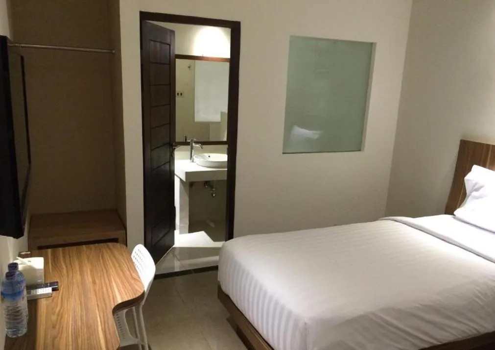 Bed in Hart Hotel Arjuna