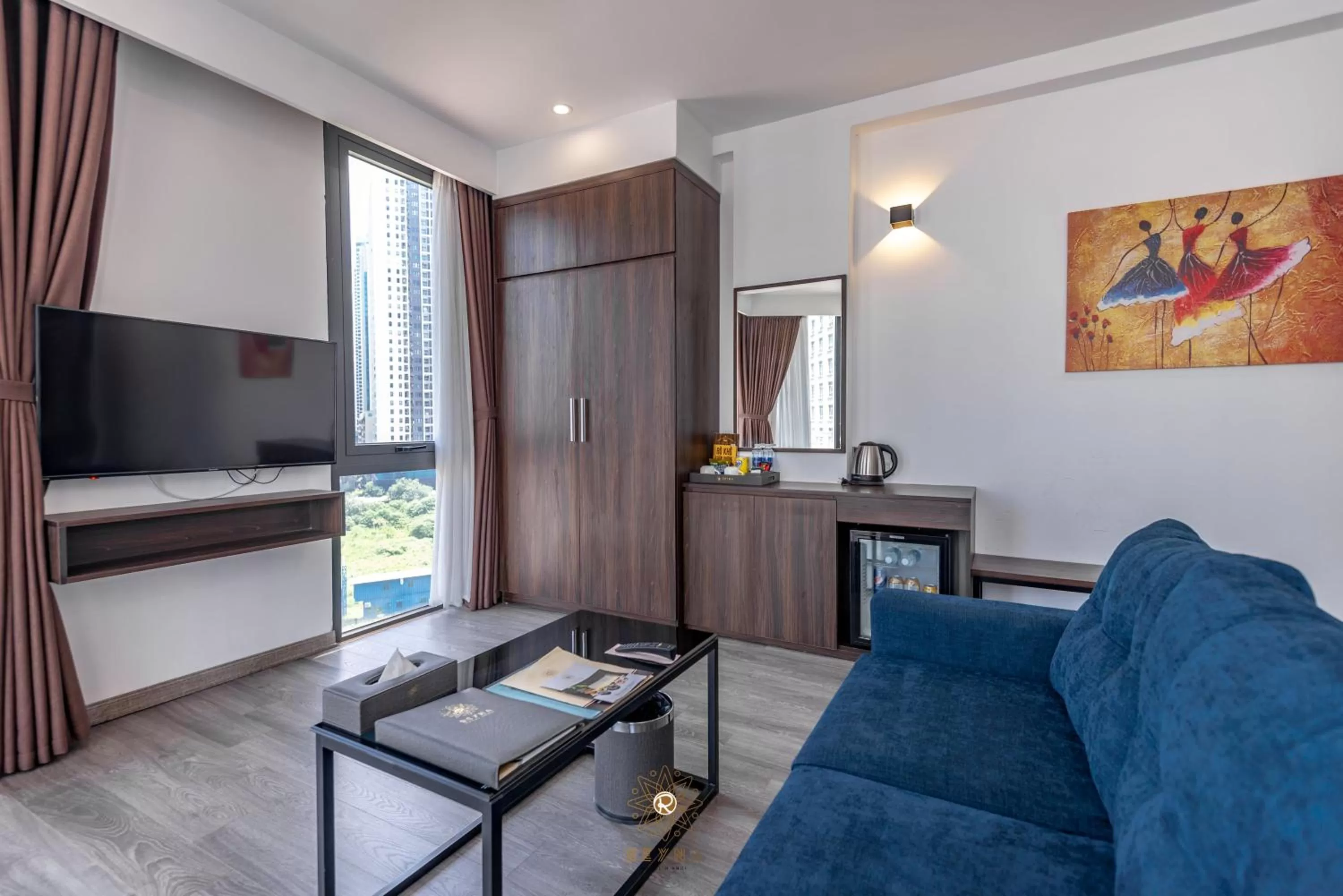 TV and multimedia in Reyna Hotel Hanoi & Spa