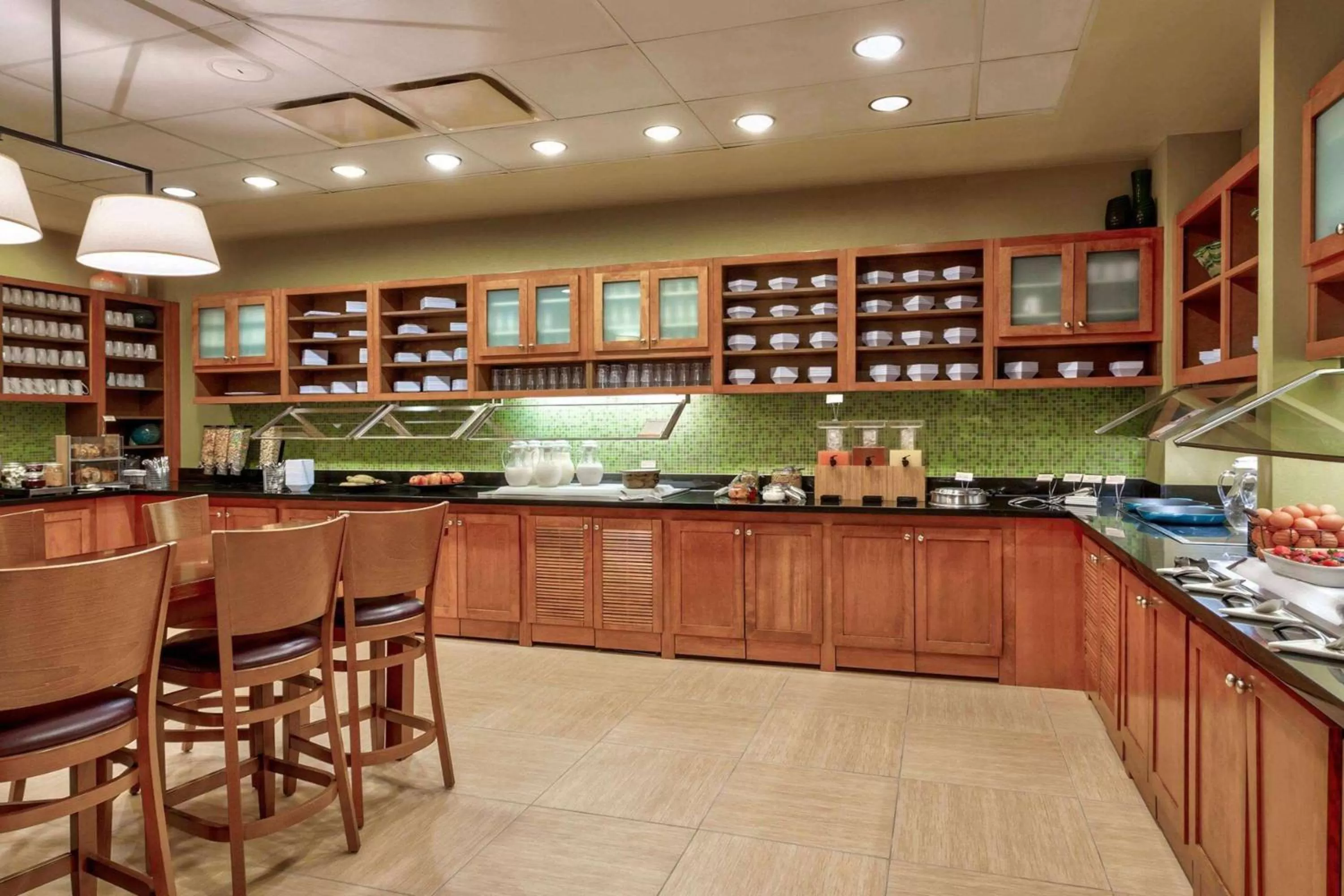 Breakfast in Wyndham Garden Kansas City Airport