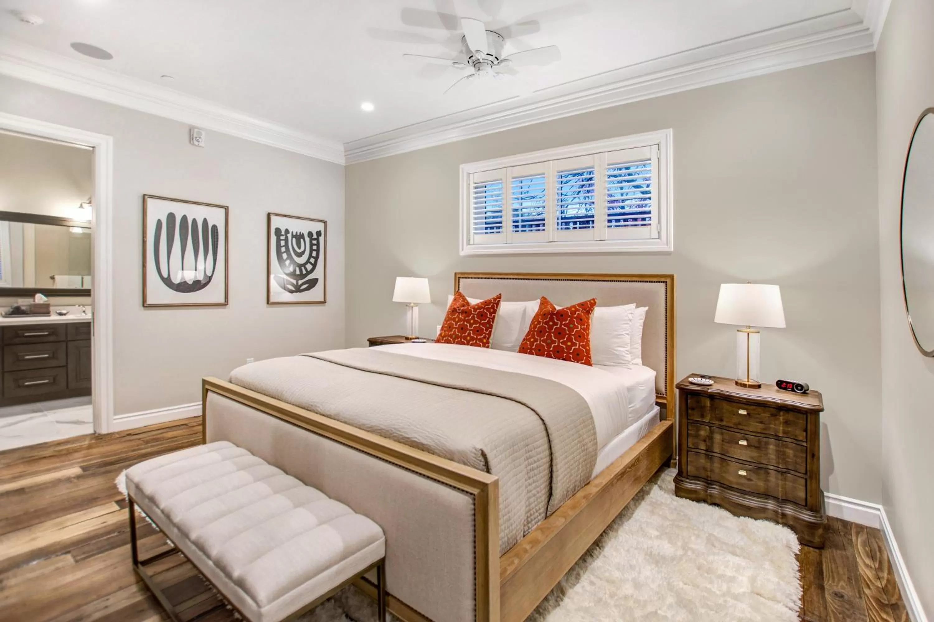 Bedroom, Bed in Sonoma Bungalows