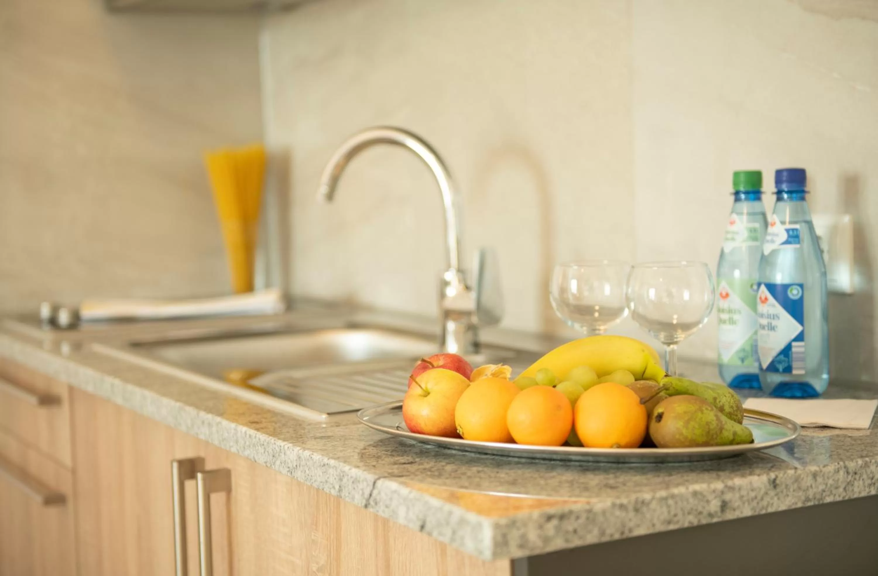 Kitchen/Kitchenette in Stadthotel Donauwörth