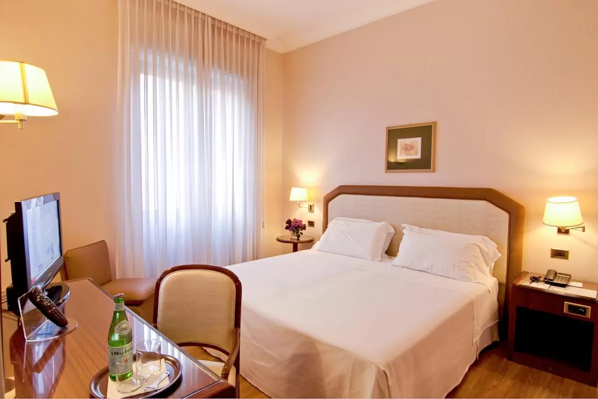 Bed in Hotel Bristol