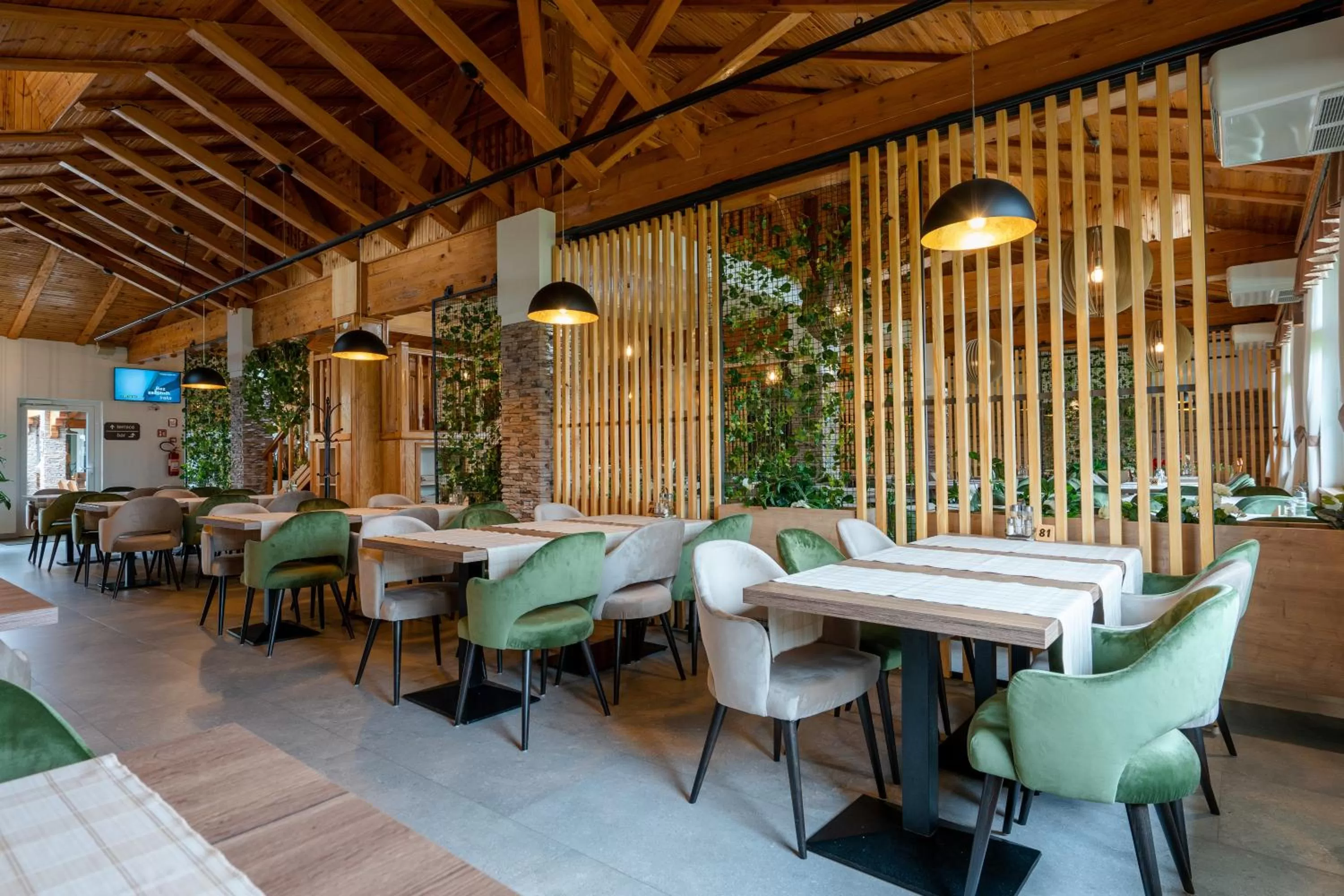 Restaurant/places to eat in Hotel Mirjana & Rastoke