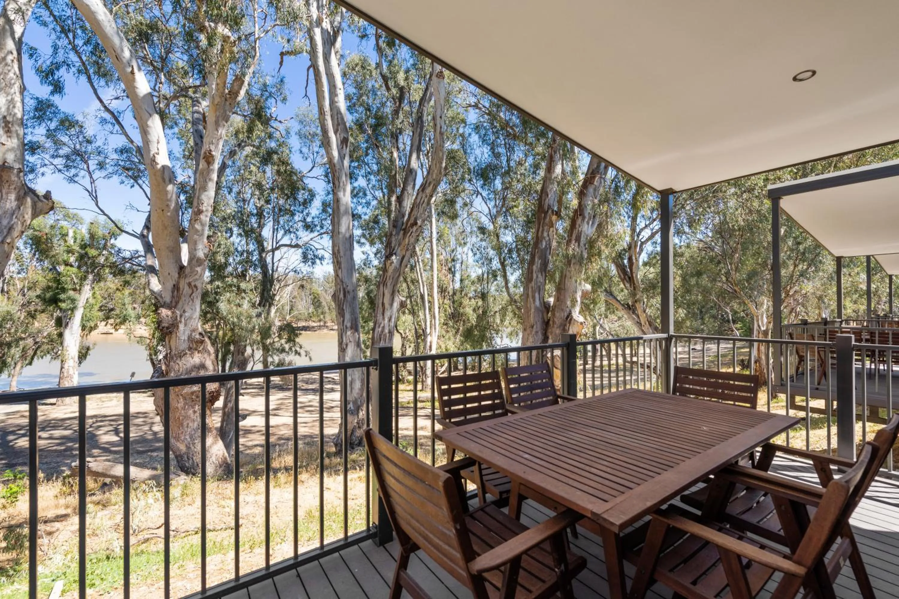 Balcony/Terrace in Discovery Parks - Maidens Inn Moama