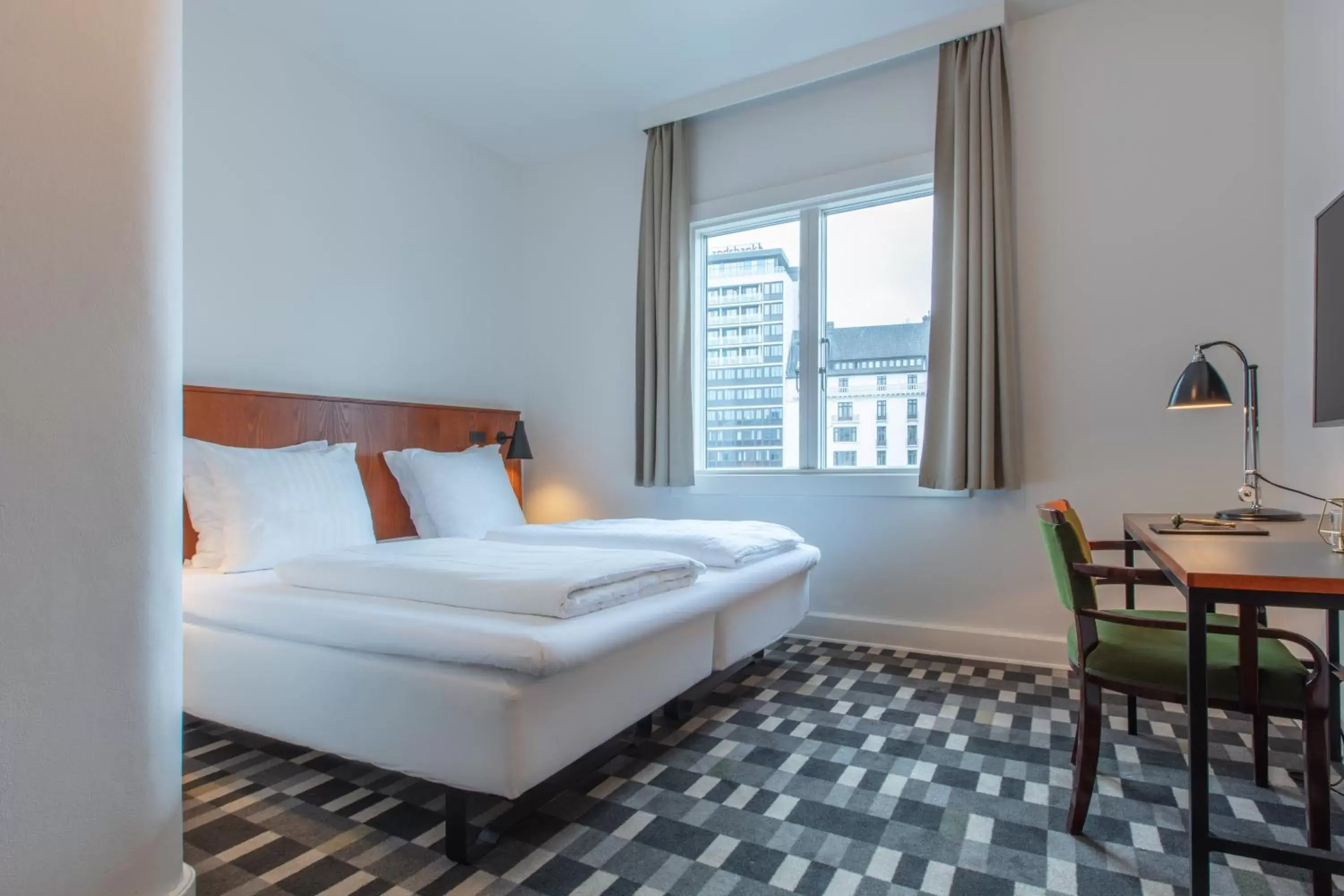 Standard Room - Non Smoking in Hotel Astoria, Best Western Signature Collection Standard Room - Non Smoking in Hotel Astoria, Best Western Signature Collection