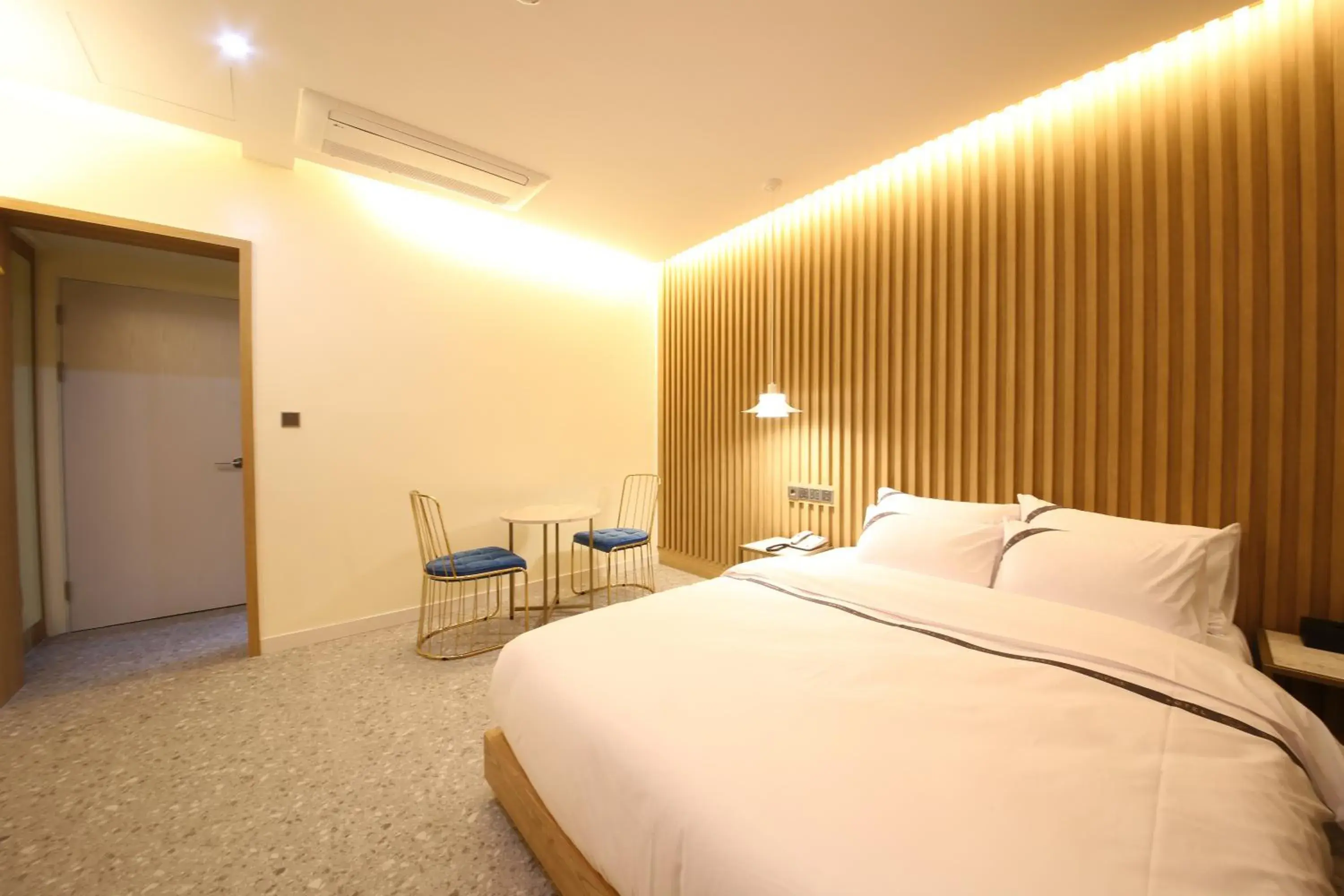 Standard Double Room in Suncheon Divine Hotel Standard Double Room in Suncheon Divine Hotel