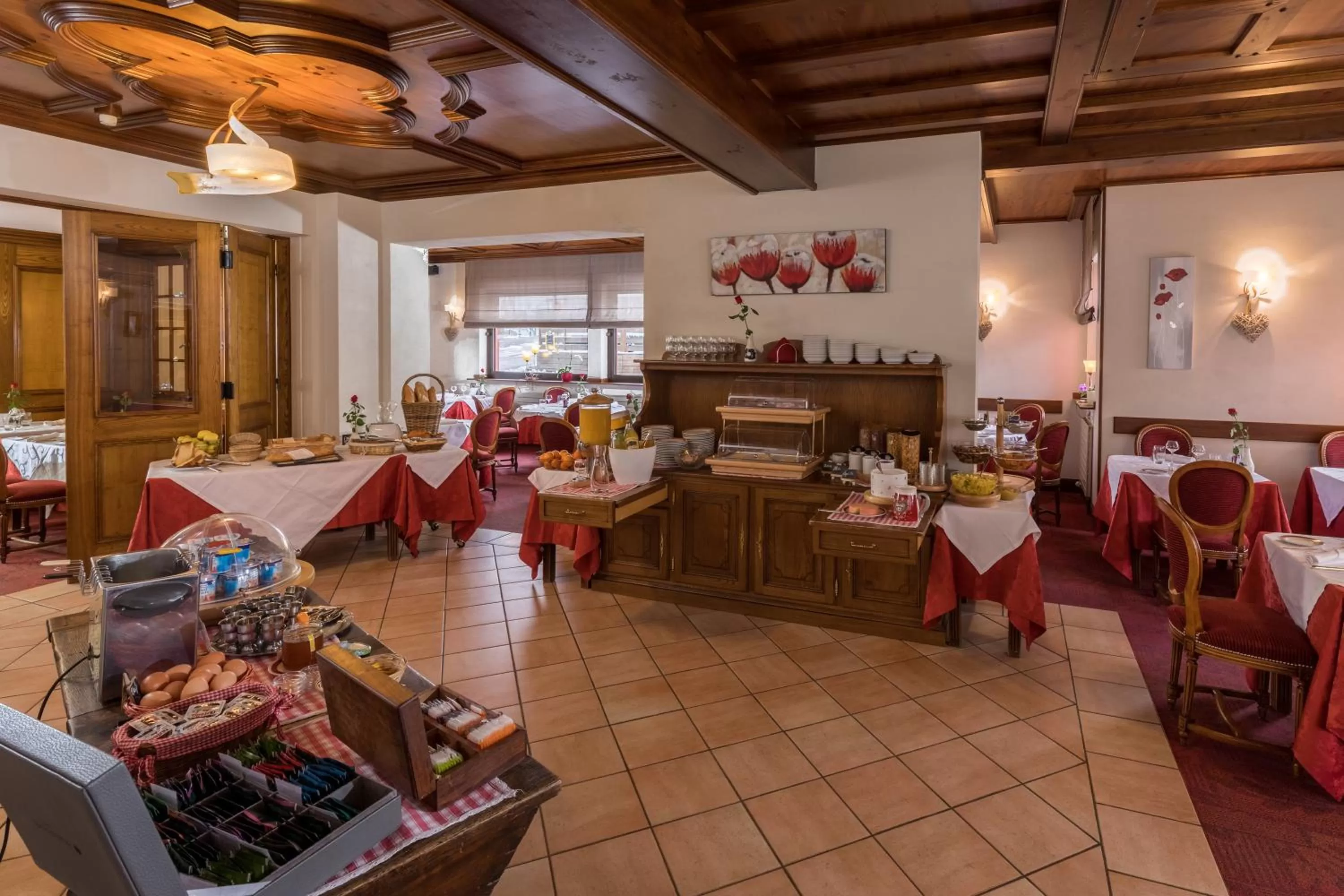 Continental breakfast in Logis Hostellerie Motel Au Bois Le Sire