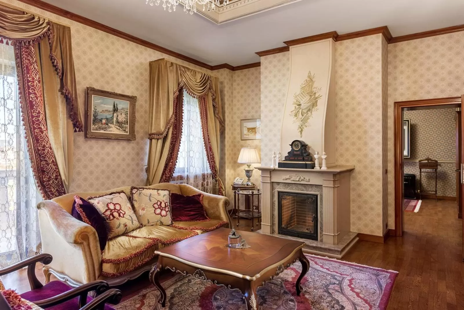 Living room in Suter Palace Heritage Boutique Hotel