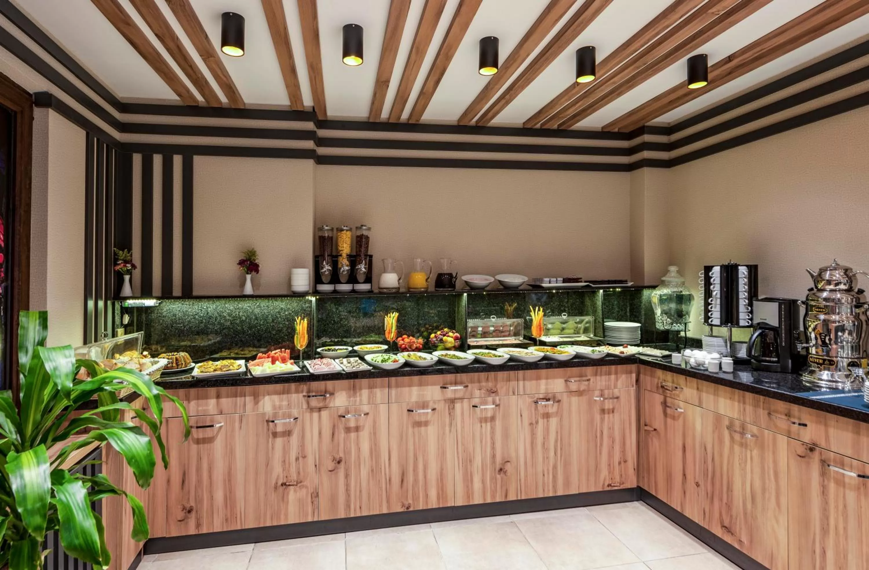 Buffet breakfast in Kupeli Hotel