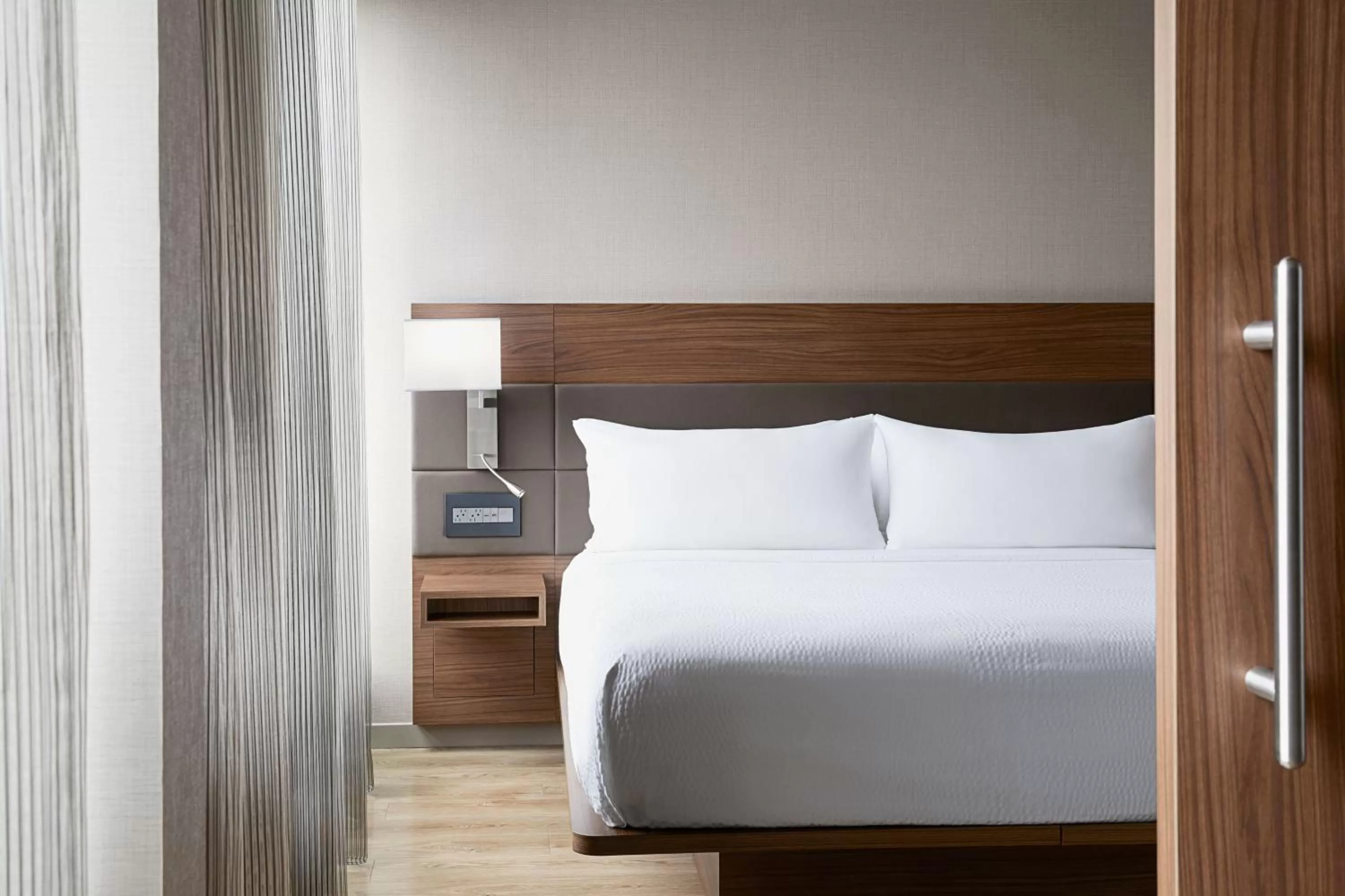 Bedroom, Bed in AC Hotel by Marriott Bloomington Mall of America