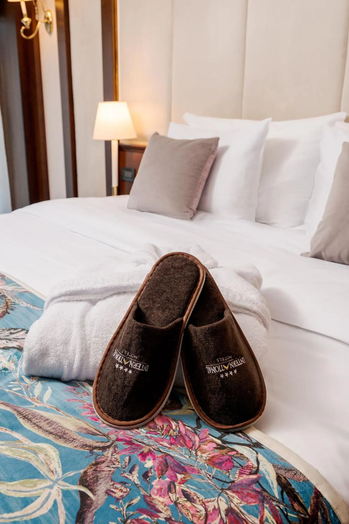 Photo of the whole room, Bed in Hotel International