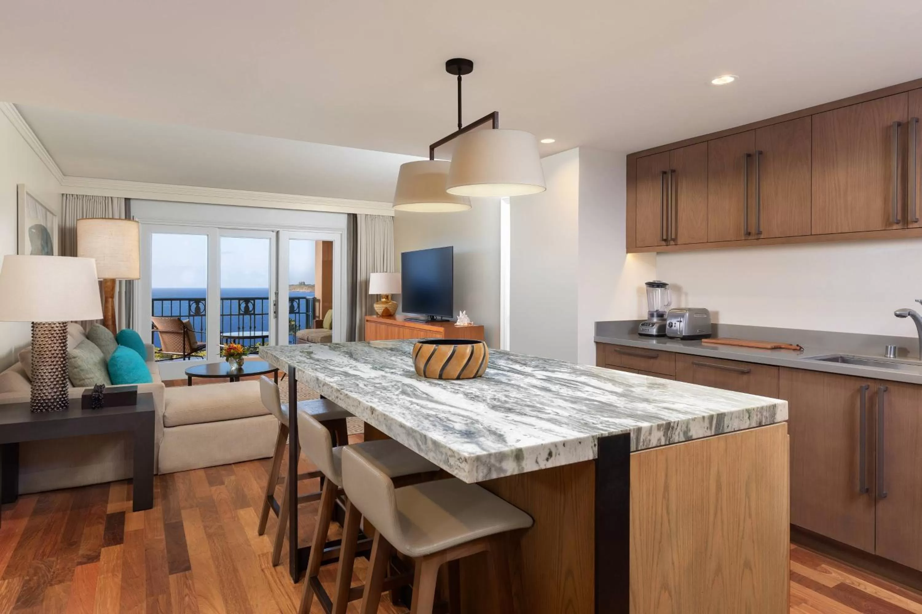 Bedroom in The Ritz-Carlton Maui, Kapalua