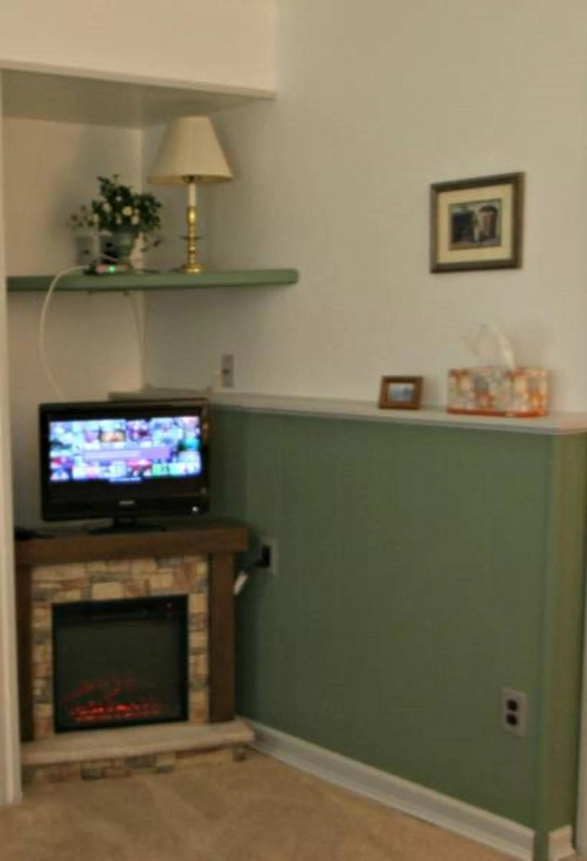 TV and multimedia in Carriage Corner Bed & Breakfast