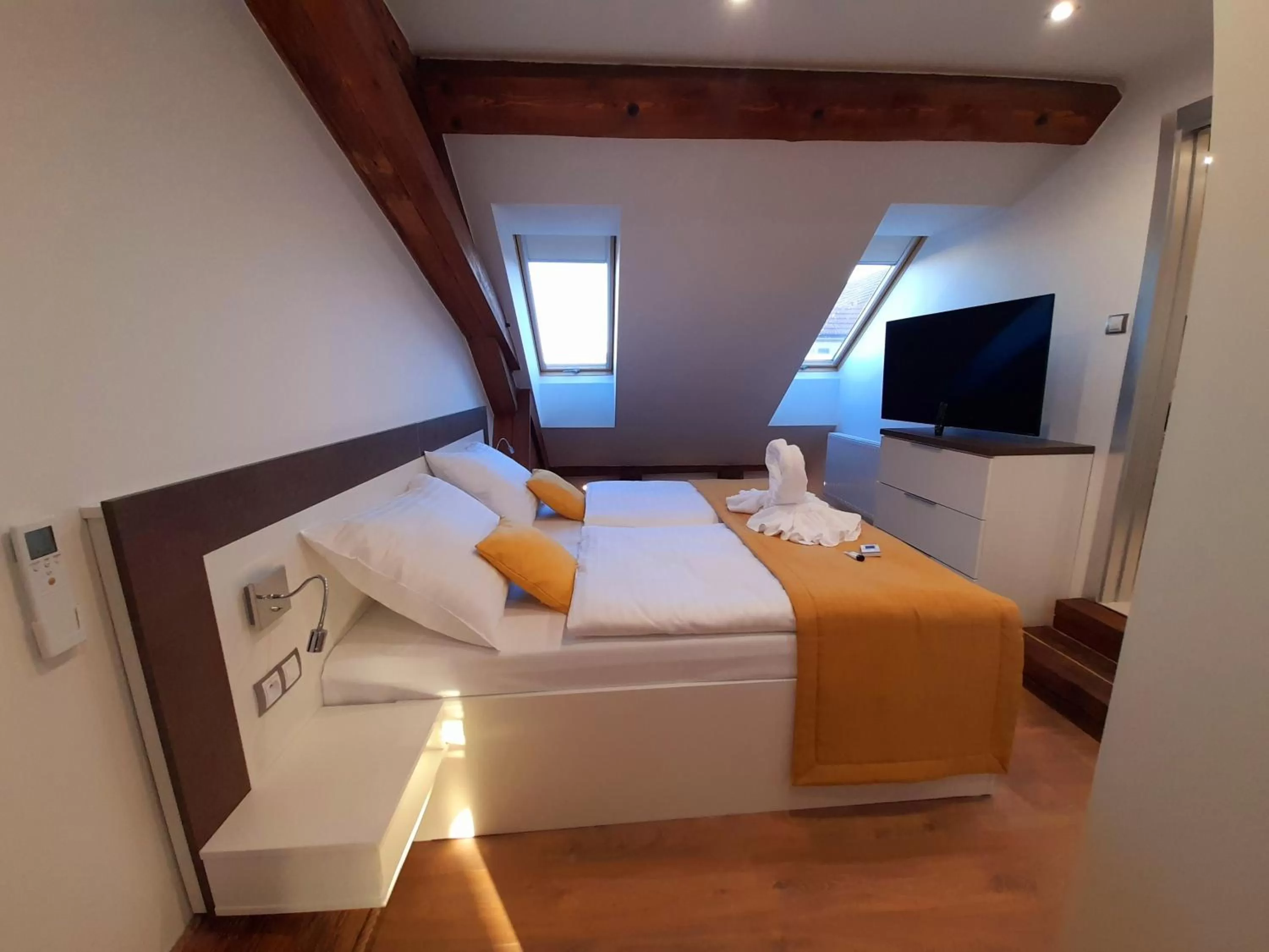 Bedroom, Bed in Residence Mariánská