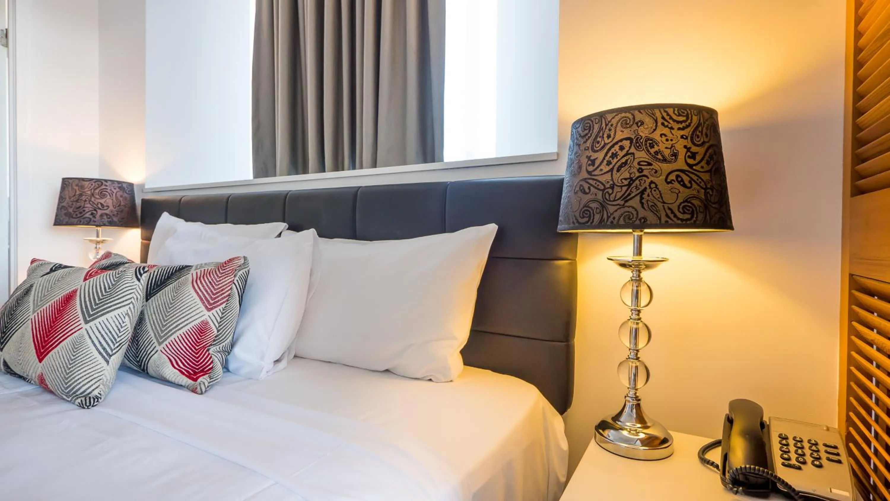 Bed in Broadbeach Savannah Resort