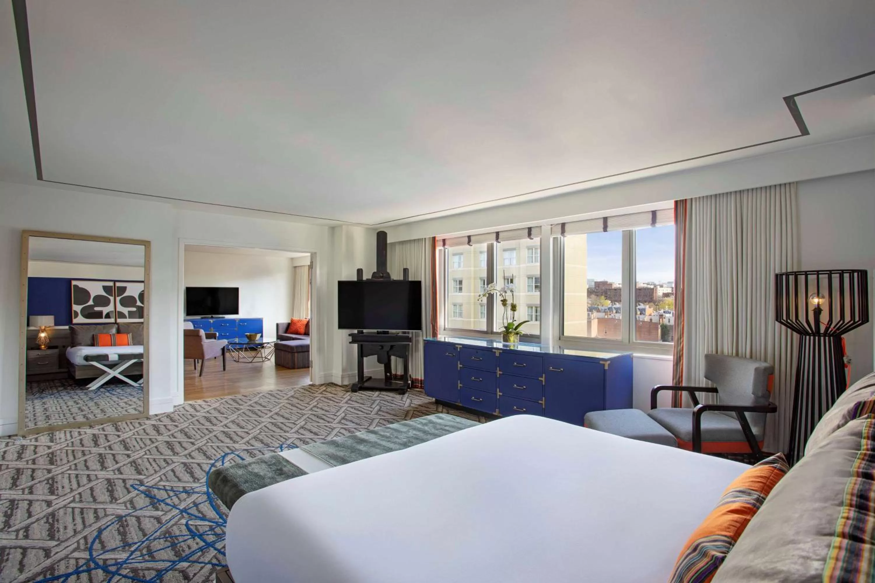 Photo of the whole room, Bed in The Royal Sonesta Washington DC Dupont Circle