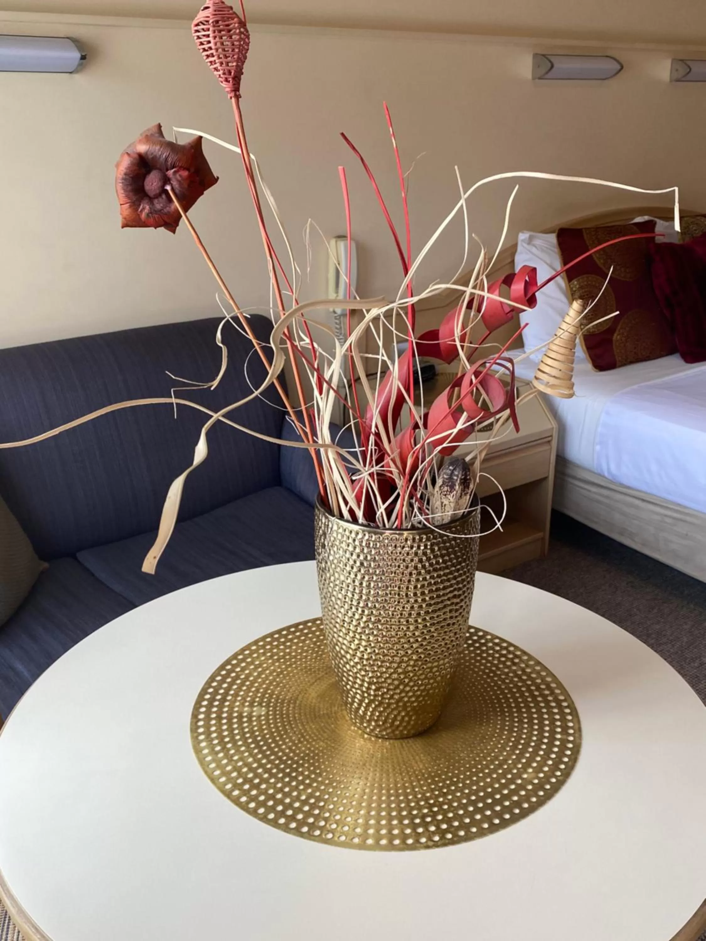 Bed in Marriott Park Motel