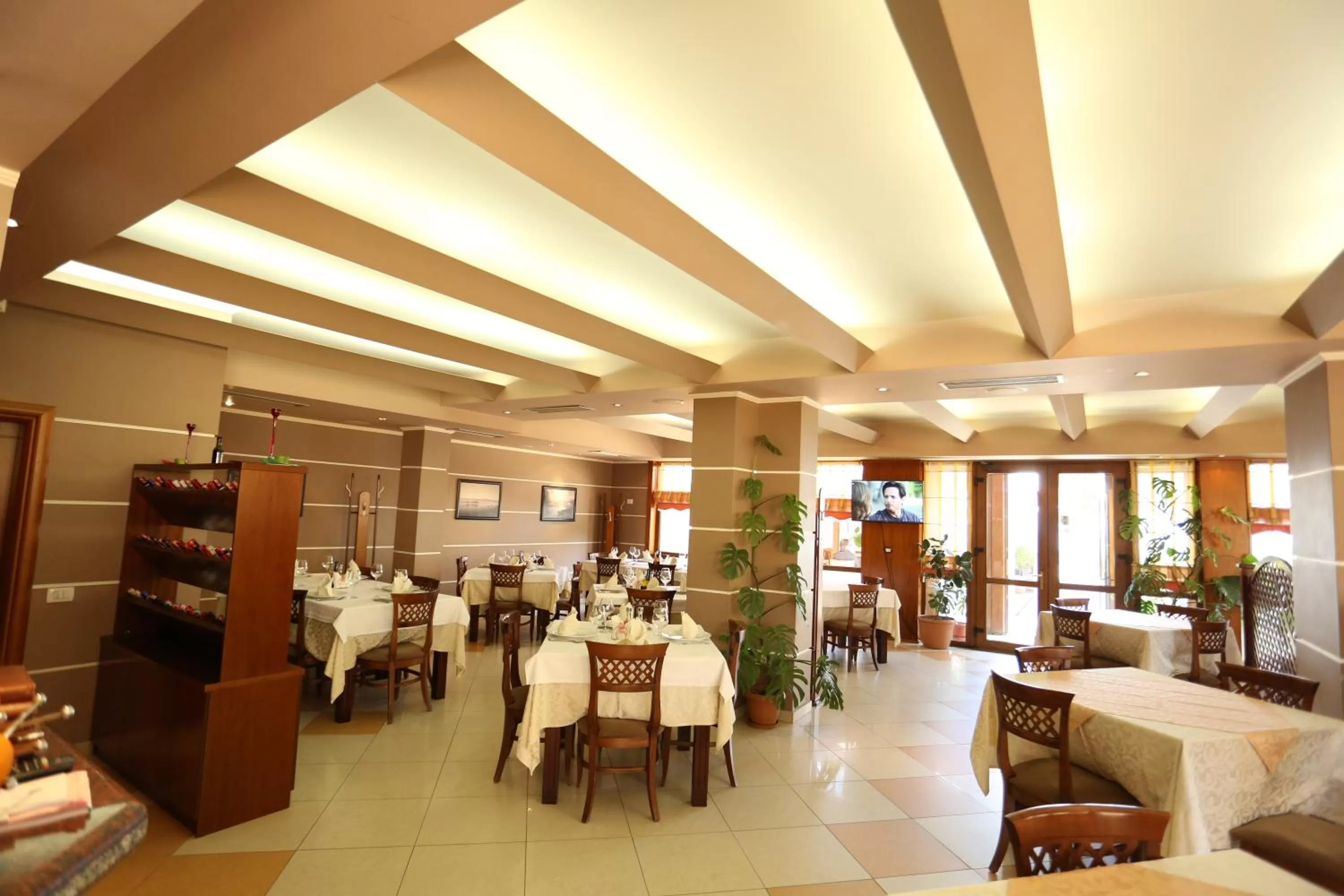Restaurant/Places to Eat in Guesthouse Bimbli