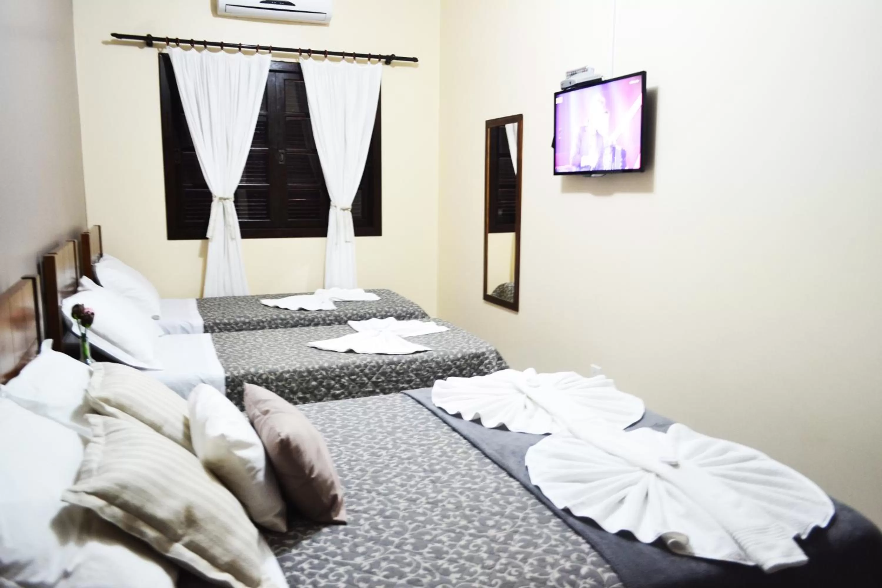 Bed in Pousada Canasvieiras