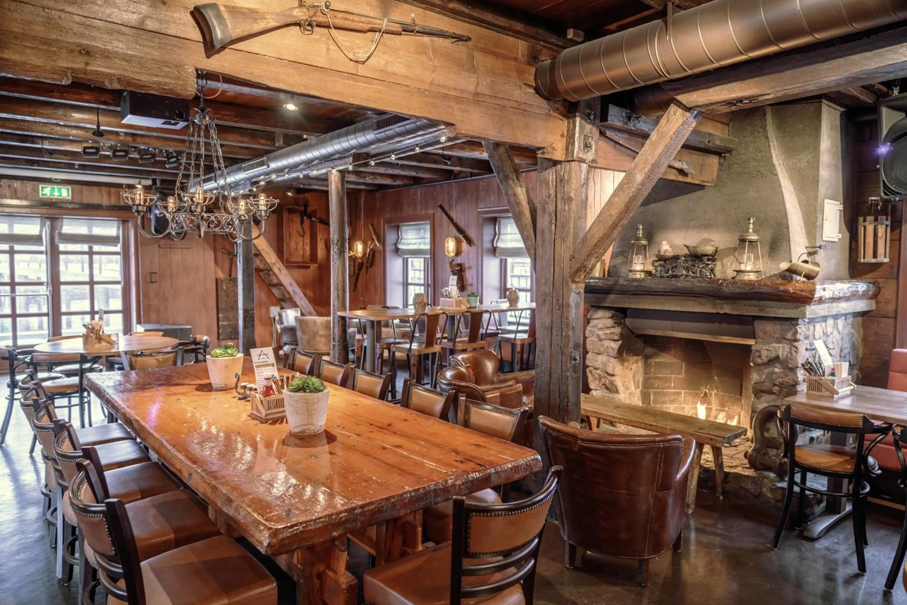 Restaurant/places to eat in Anker Brygge