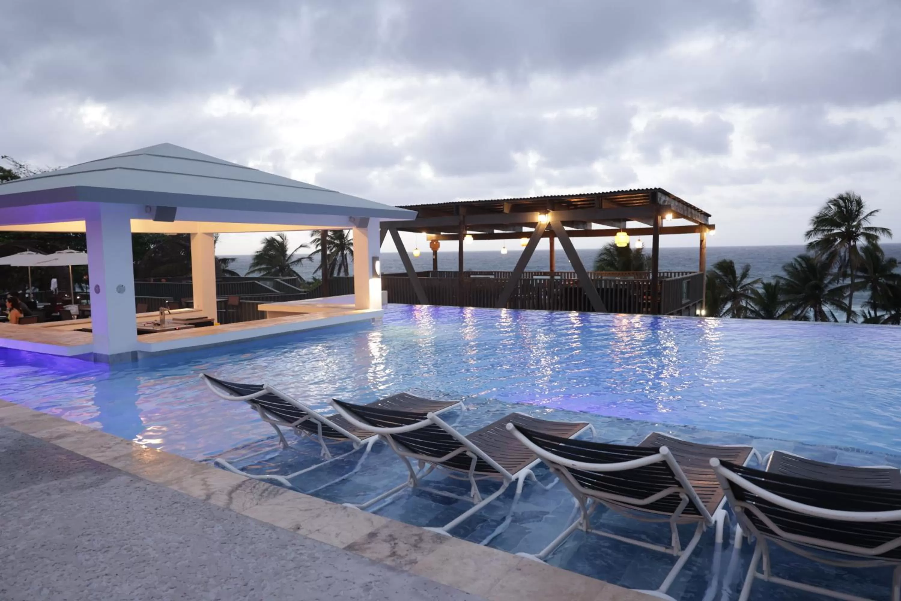 Swimming pool in Hotel El Guajataca