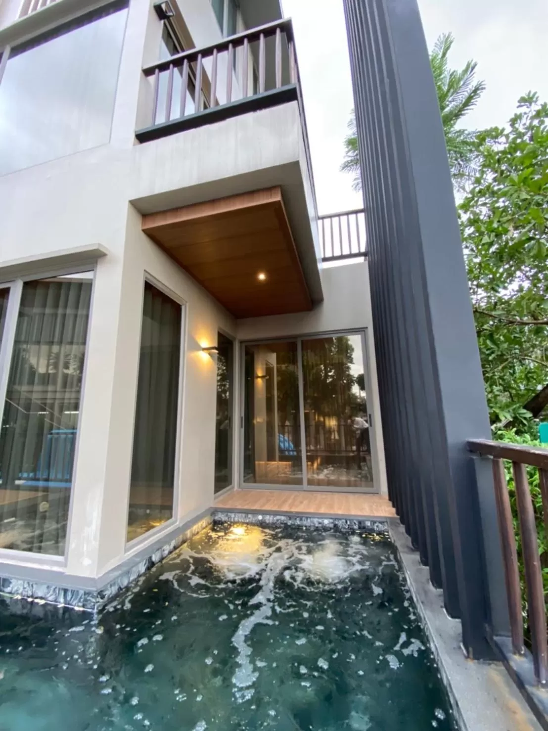 Swimming pool in W1Bangkoknoi Hotel