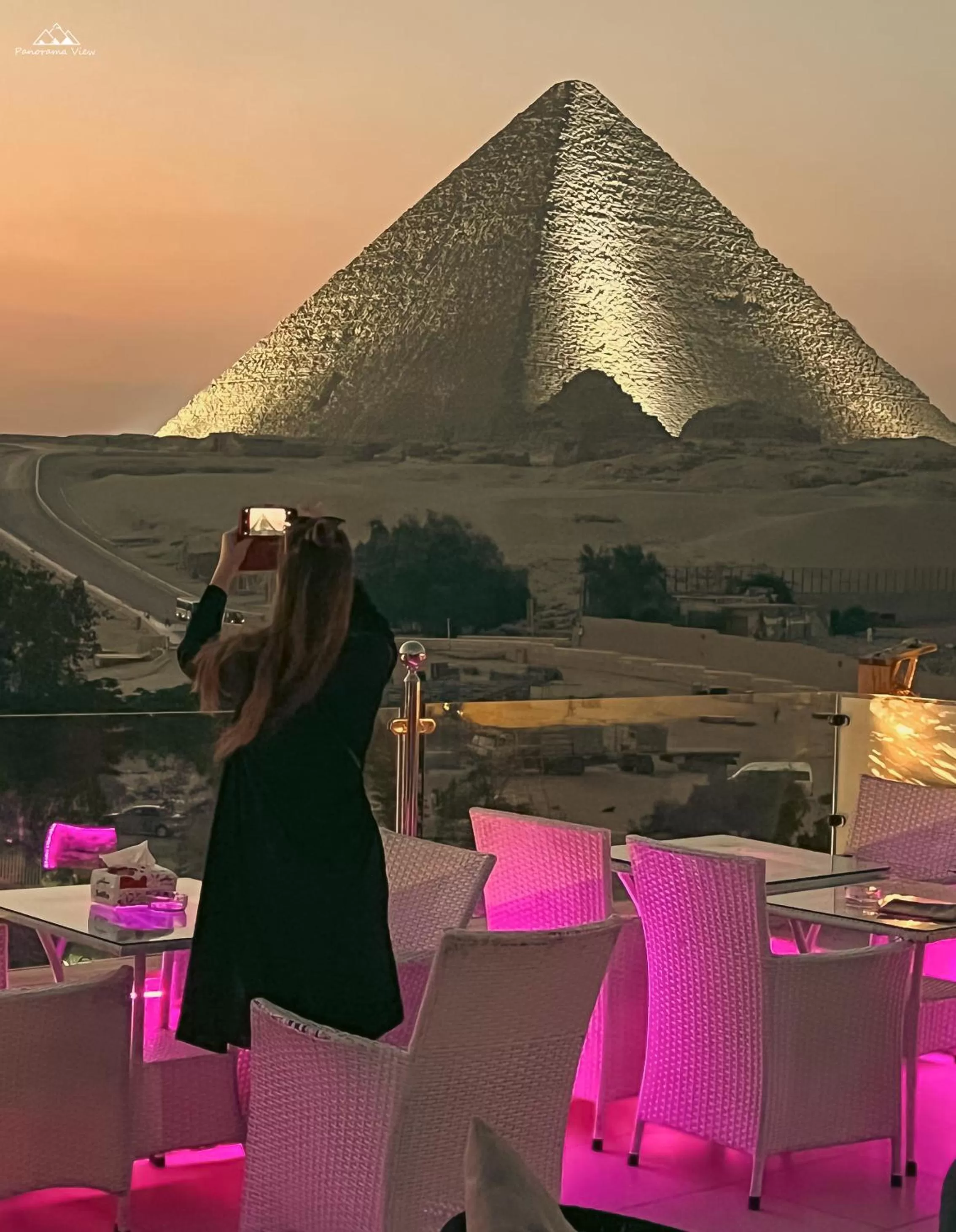 Restaurant/places to eat in PANORAMA view pyramids