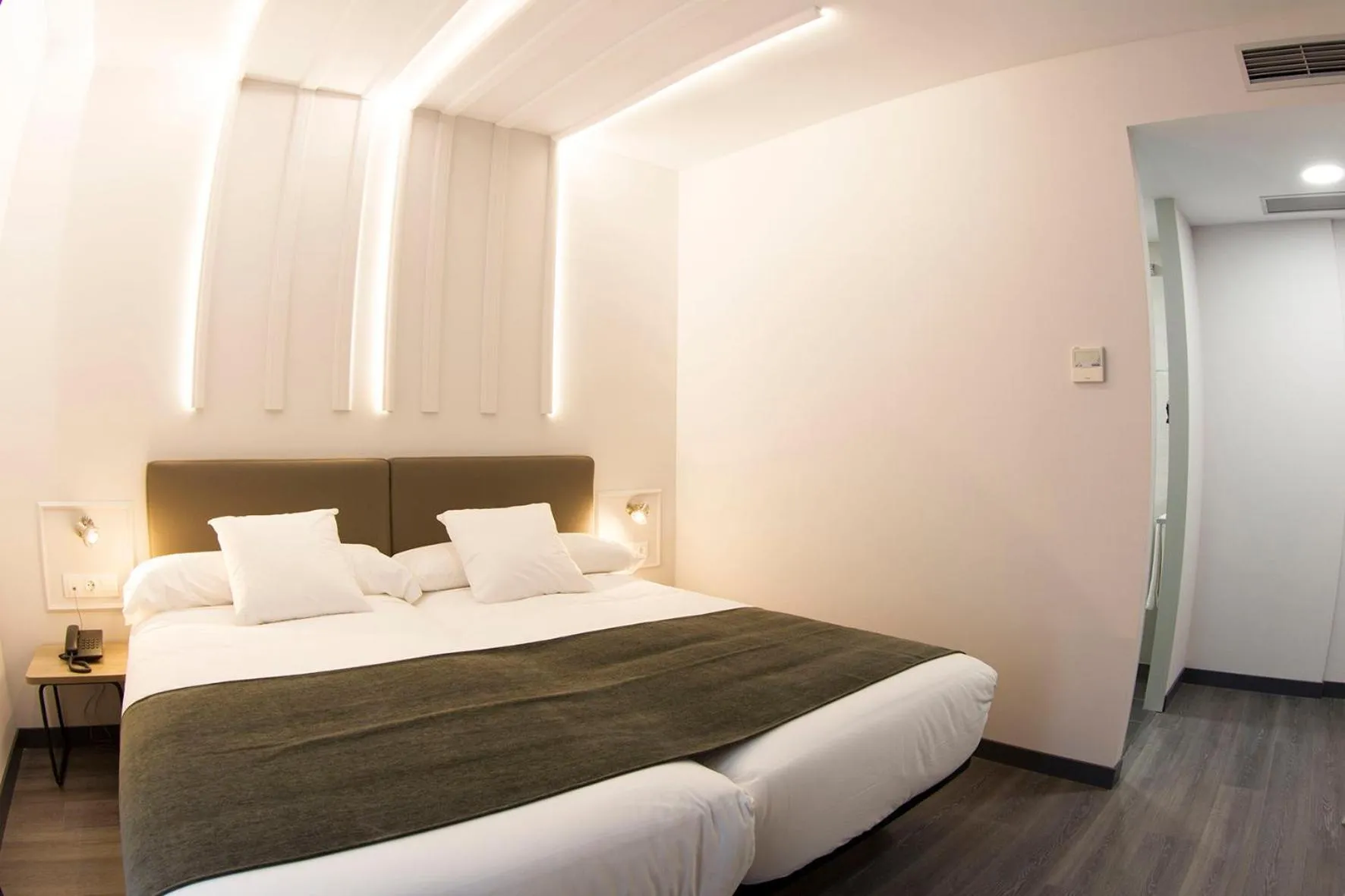 Bed in Hotel Lux Santiago