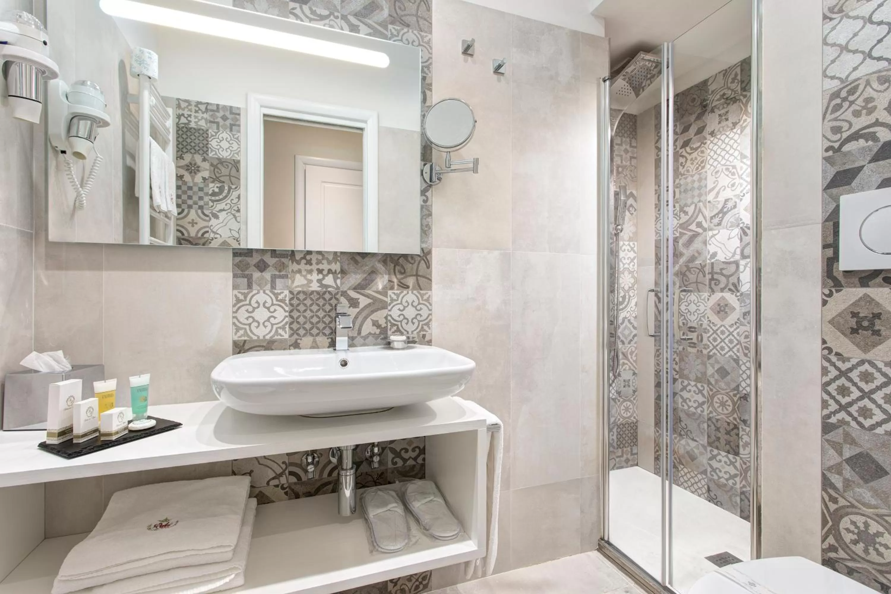 Bathroom in Relais de l'Opera