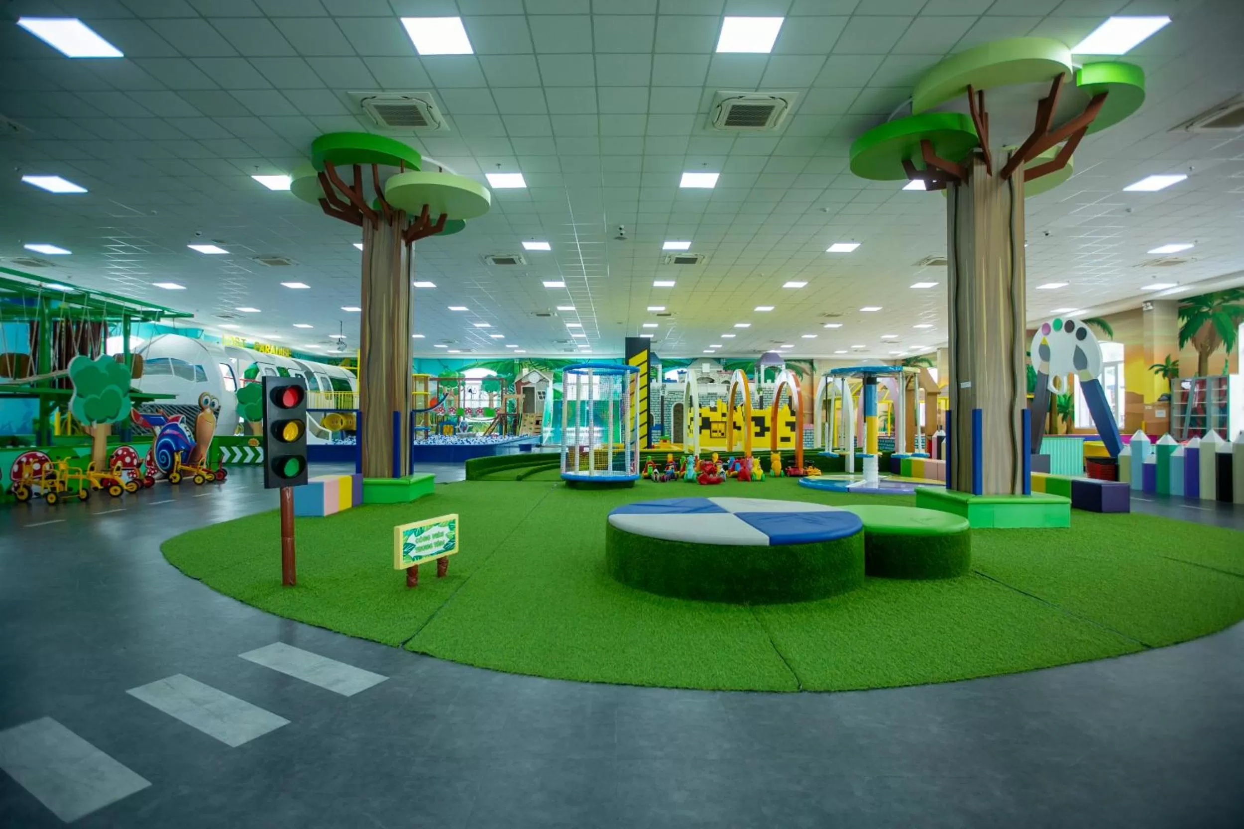 Children play ground in Hoang Hung Hotel