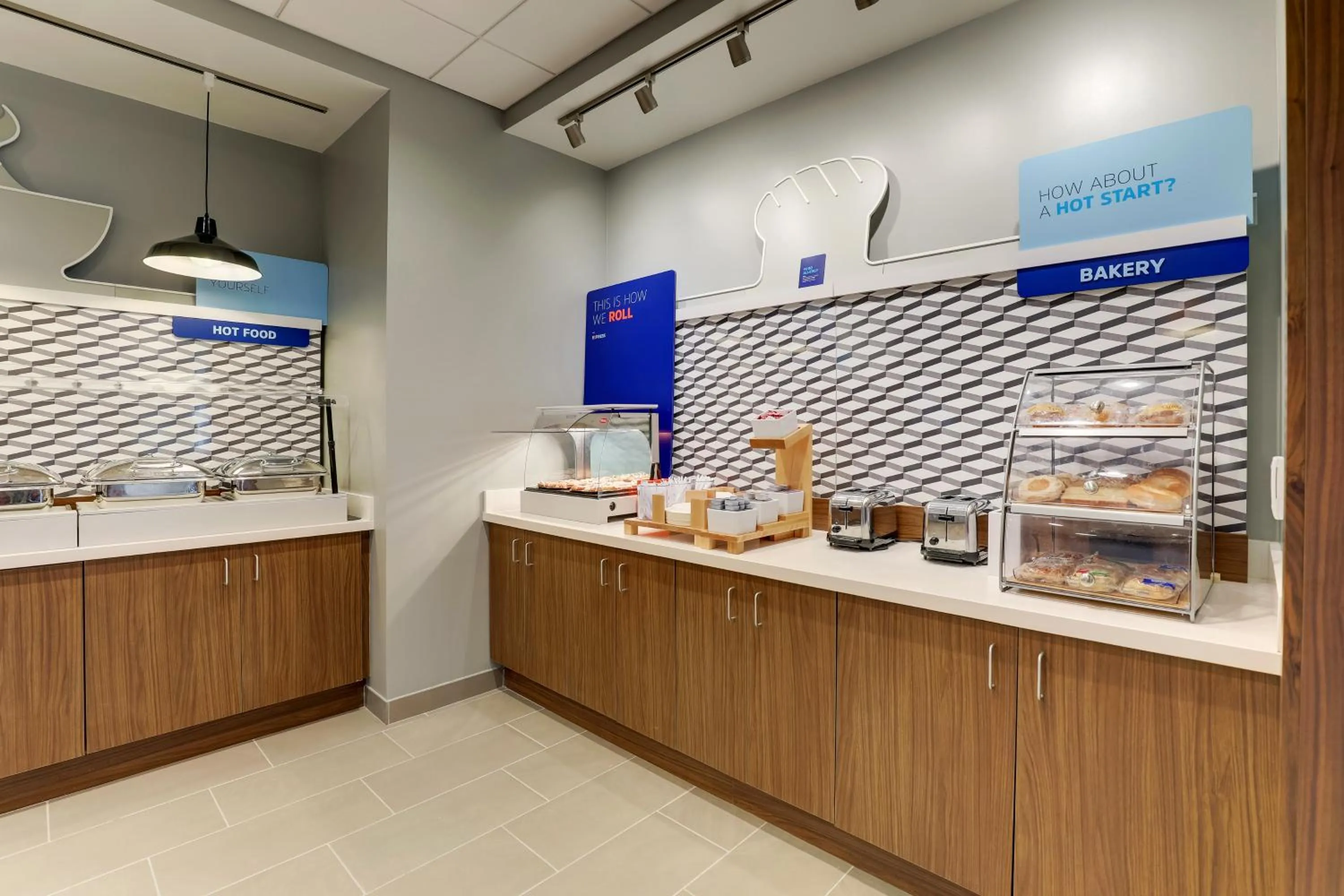 Food in Holiday Inn Express Holly Springs - Raleigh Area by IHG