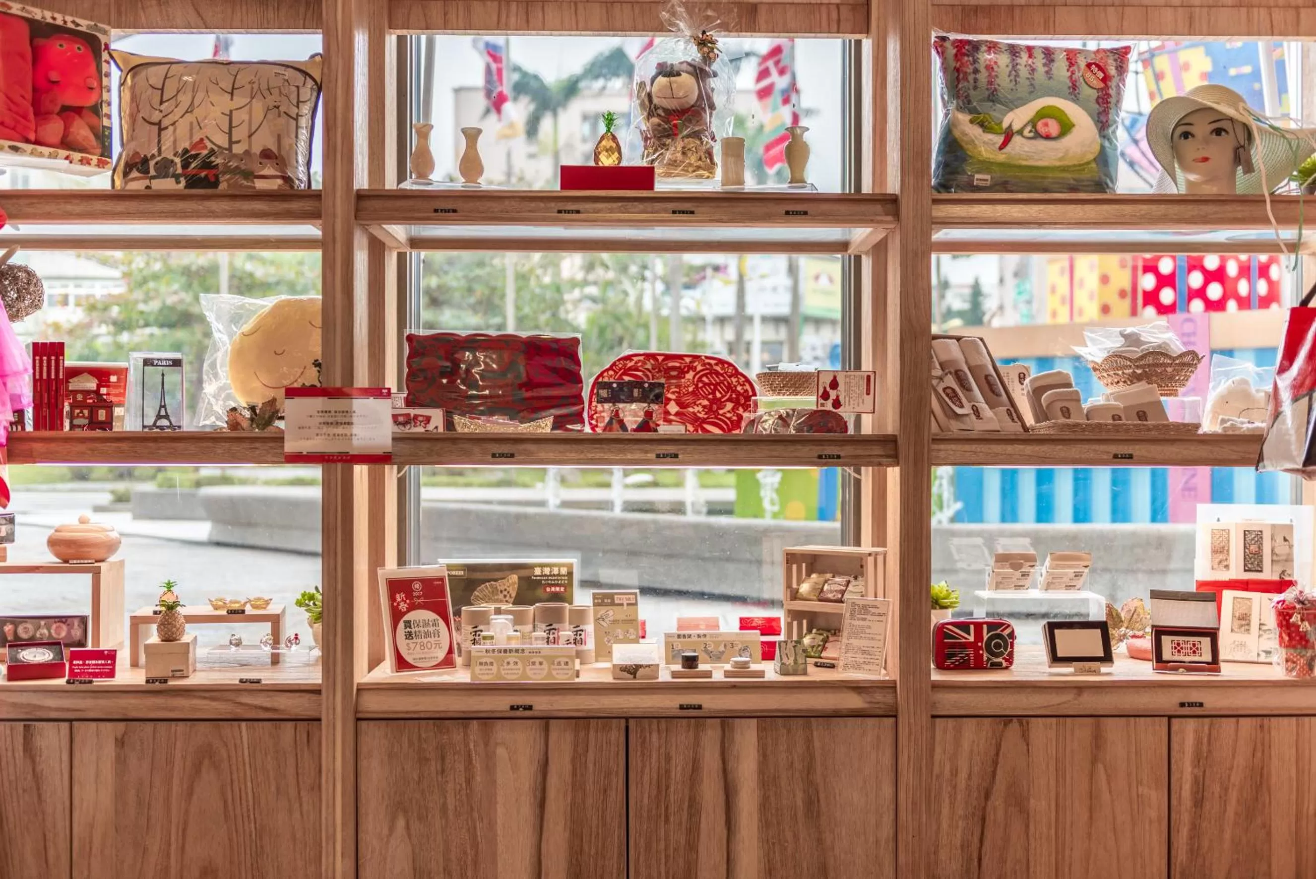 On-site shops in Chateau de Chine Hotel Hualien