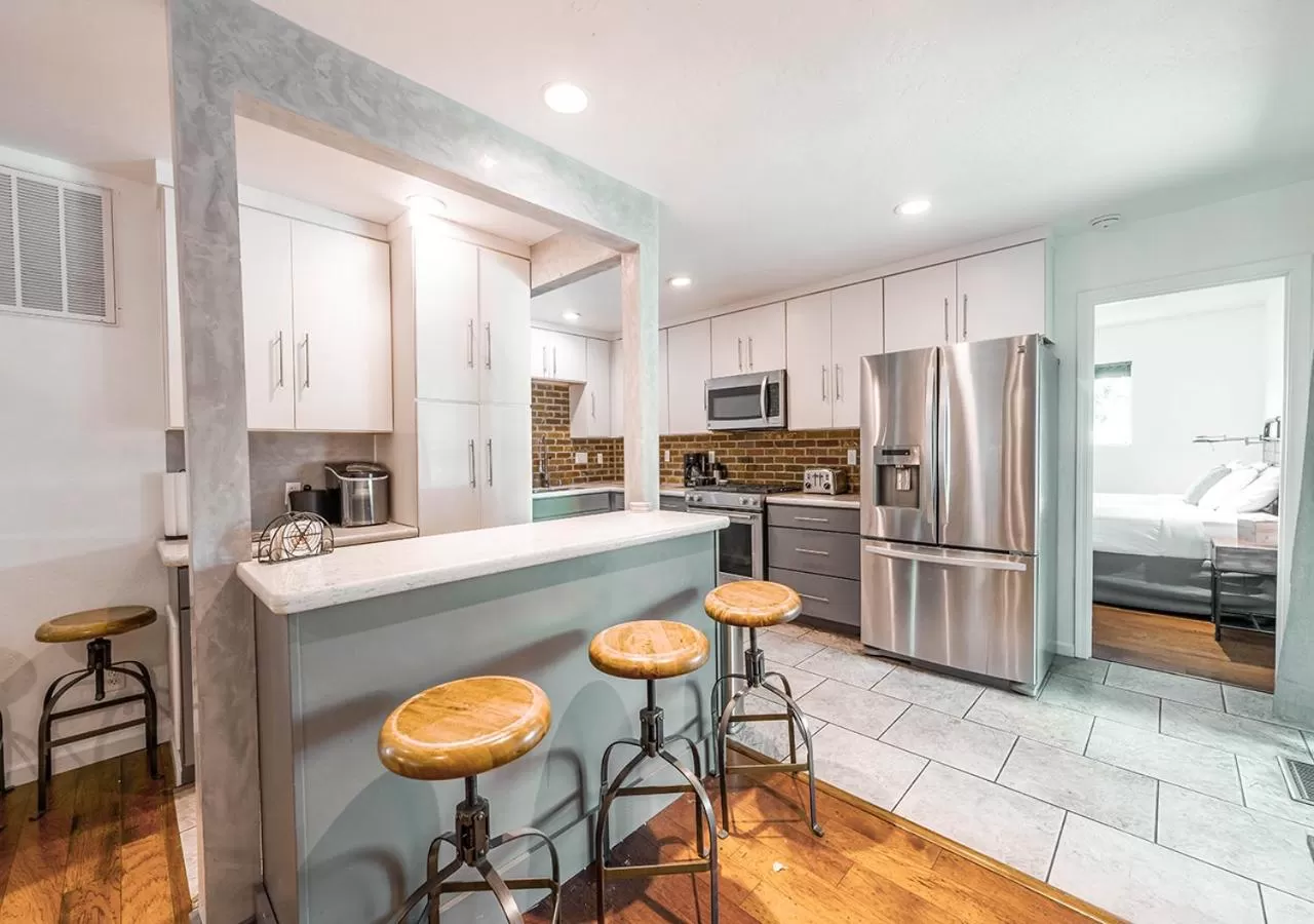 Kitchen or kitchenette in Resthaven Tahoe