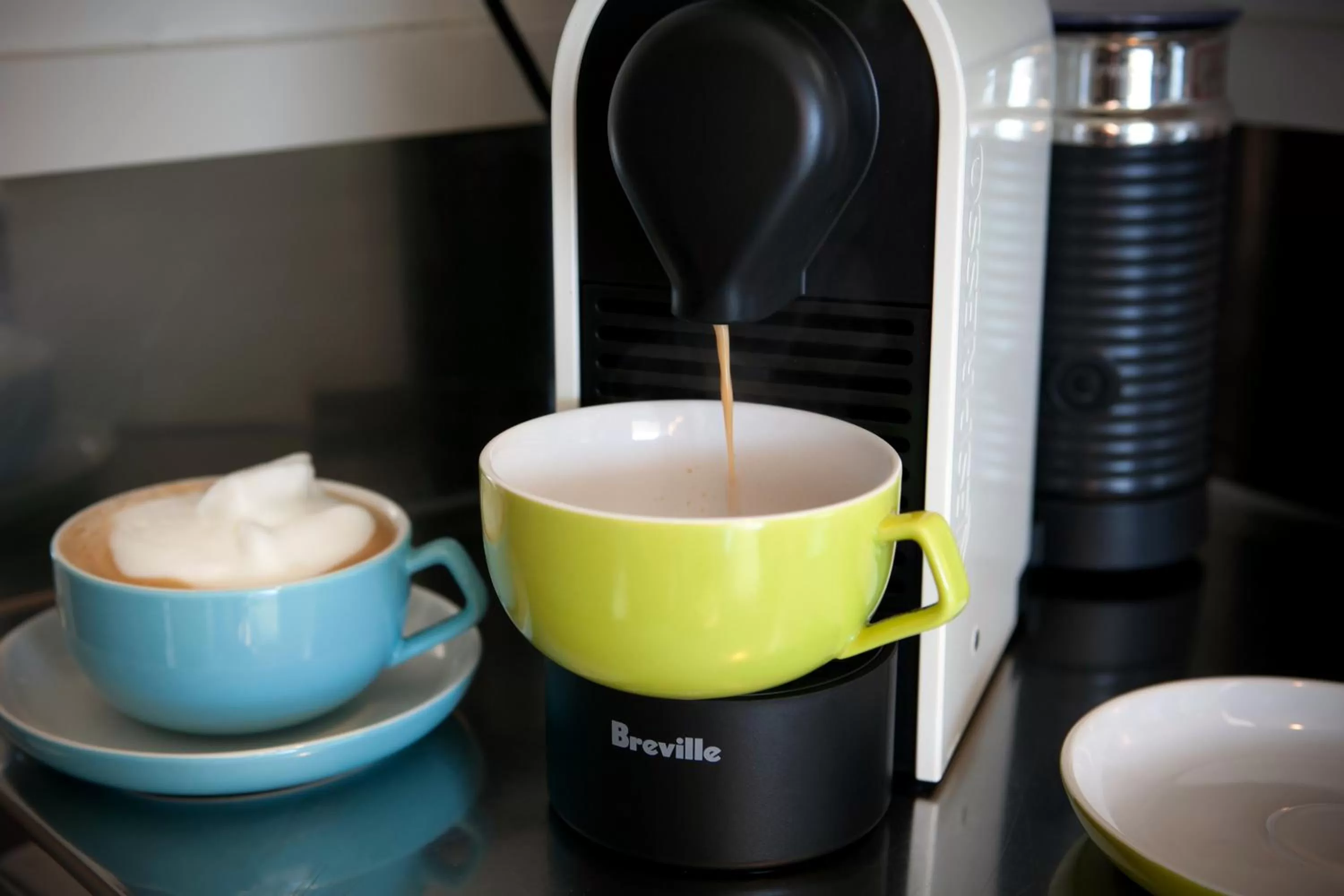 Decorative detail in Boulevard Waters