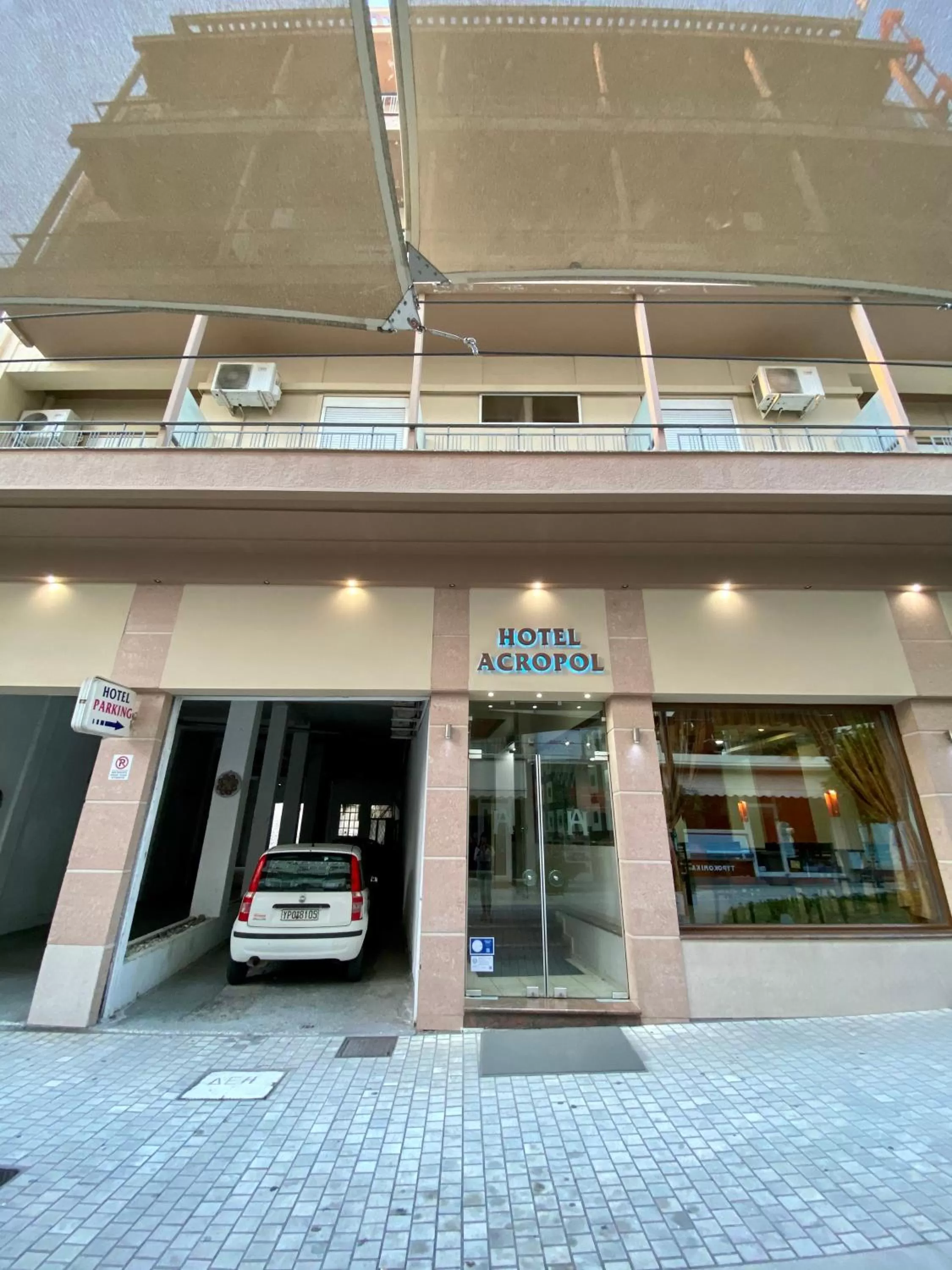 Property building in Ξενοδοχείο Acropol