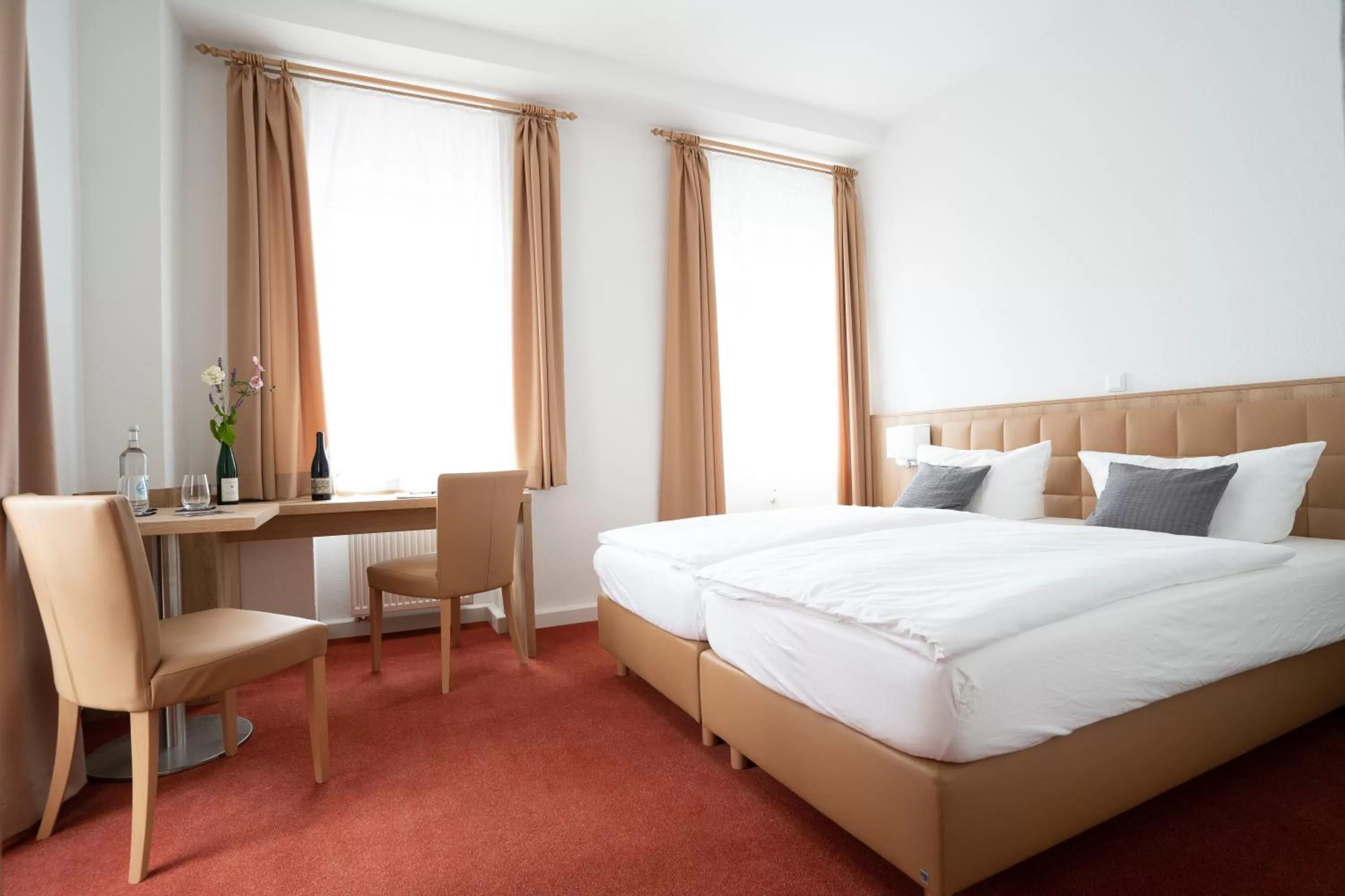 Bed in Nineofive Hotel