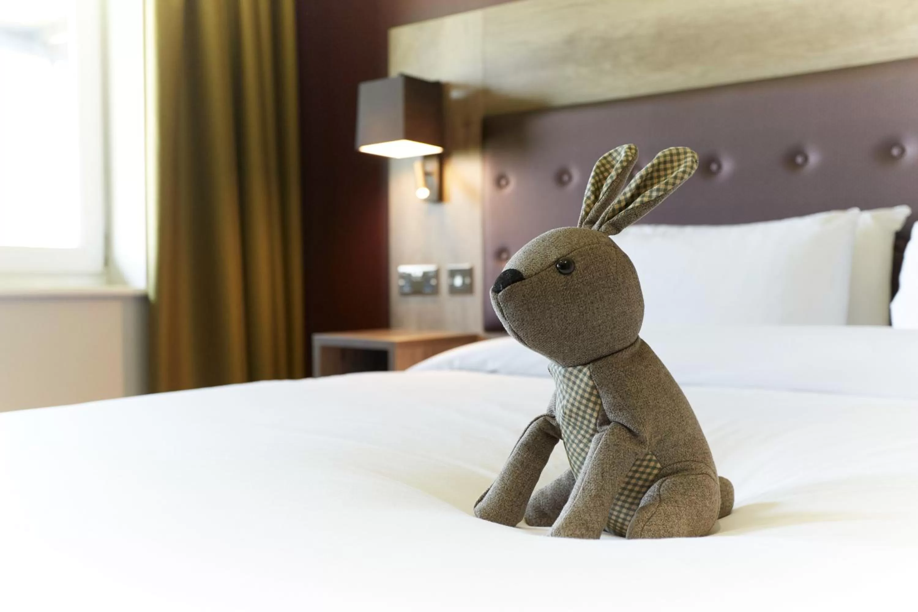 Bed in Wychwood Park Hotel and Golf Club