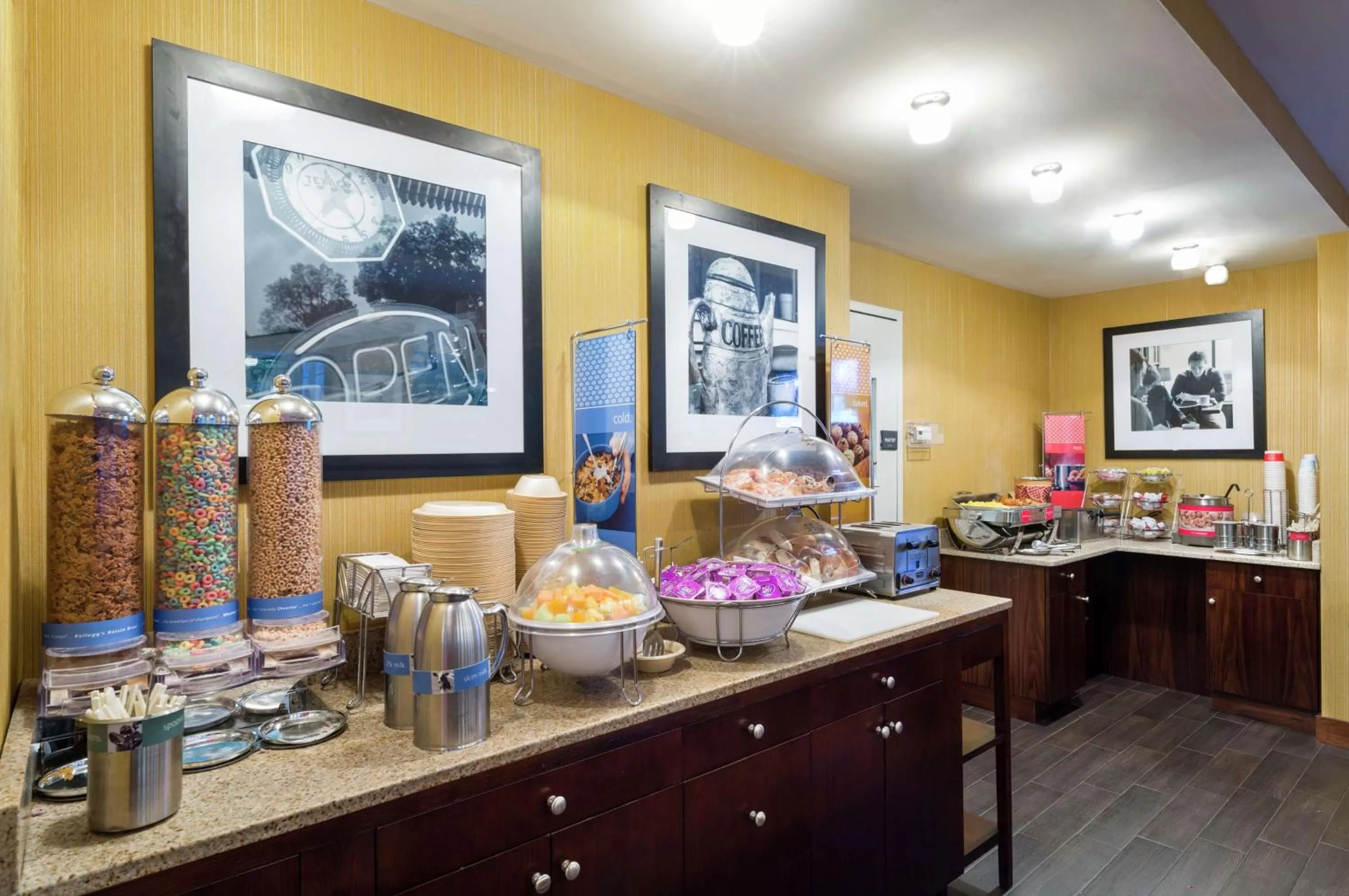 Breakfast, Food in Hampton Inn Seaport Financial District