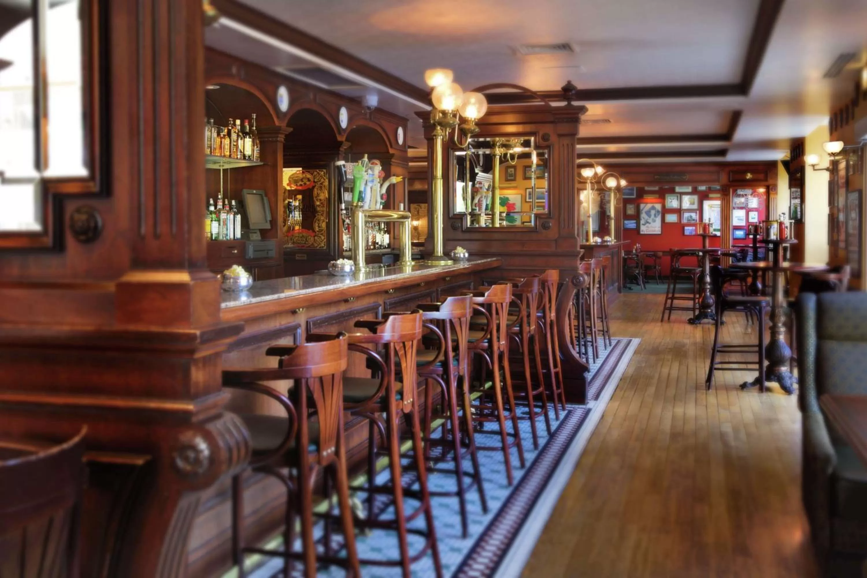 Restaurant/places to eat in Hilton Chicago