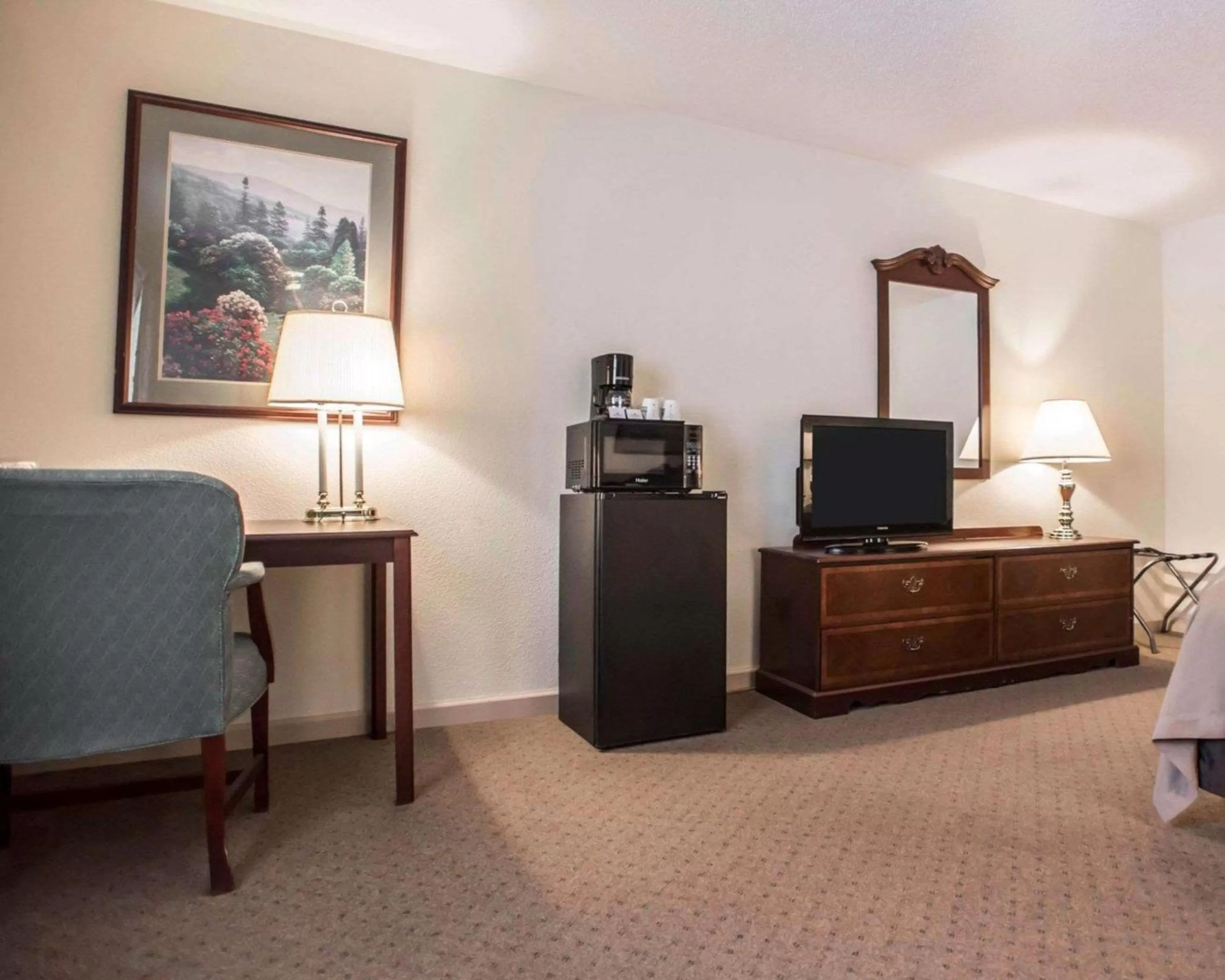 Photo of the whole room in Quality Inn New Columbia-Lewisburg