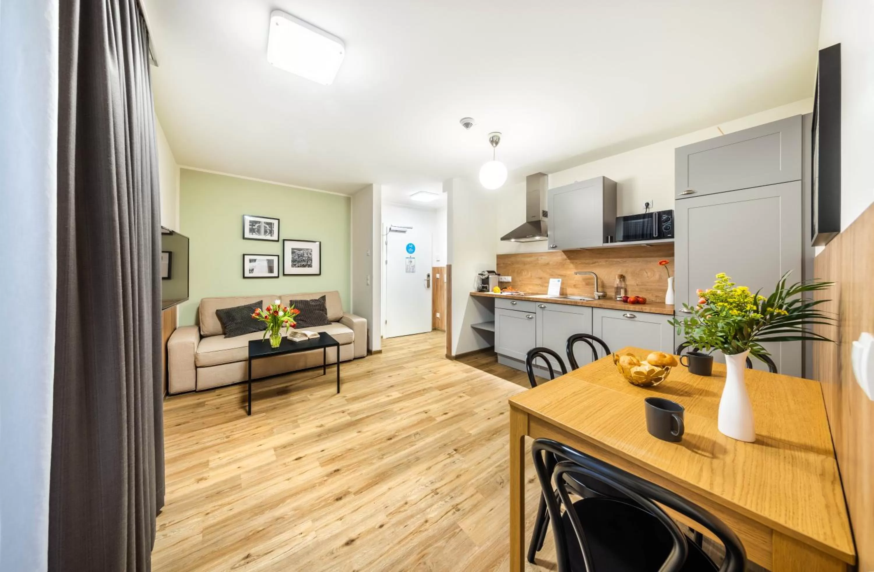 Kitchen or kitchenette in Jimmy's Apartments Lory