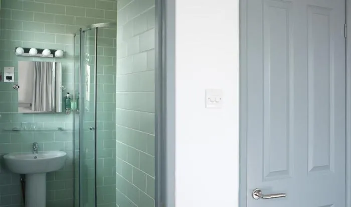 Toilet in The Lerryn