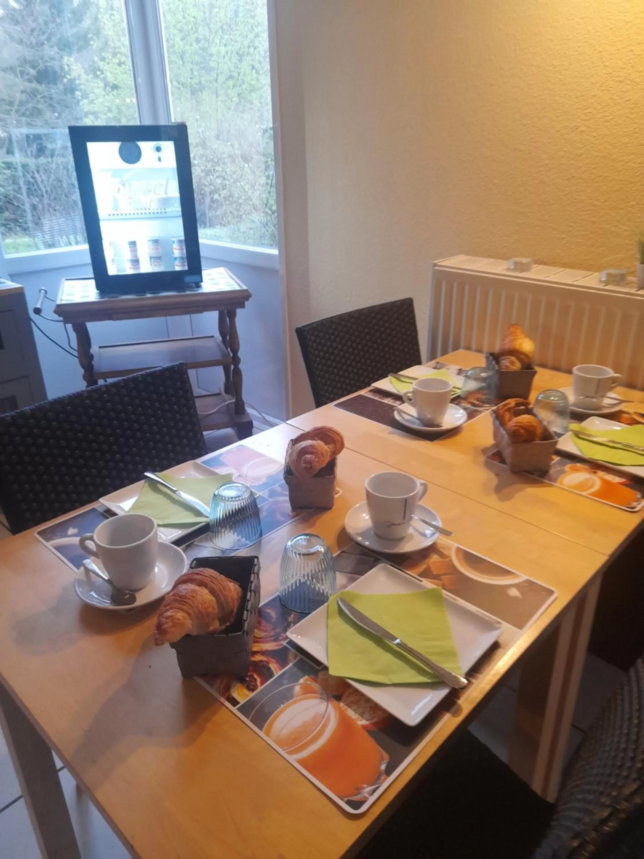 Breakfast, Restaurant/Places to Eat in Hotel de l'Ile d'Amour