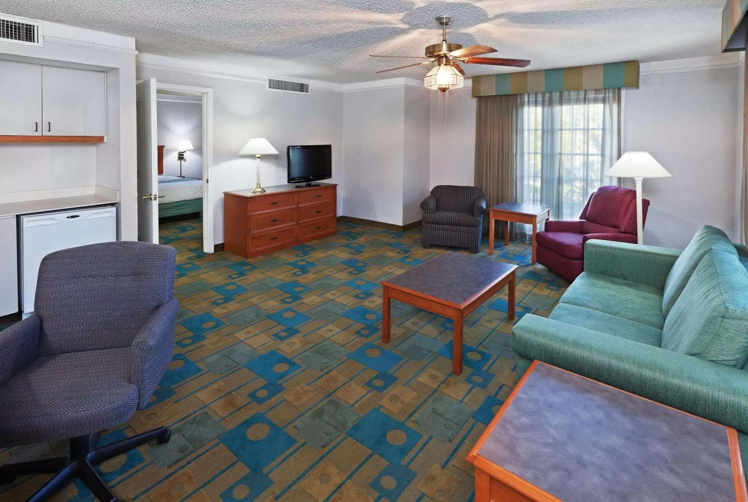 Photo of the whole room in La Quinta Inn by Wyndham Austin Oltorf