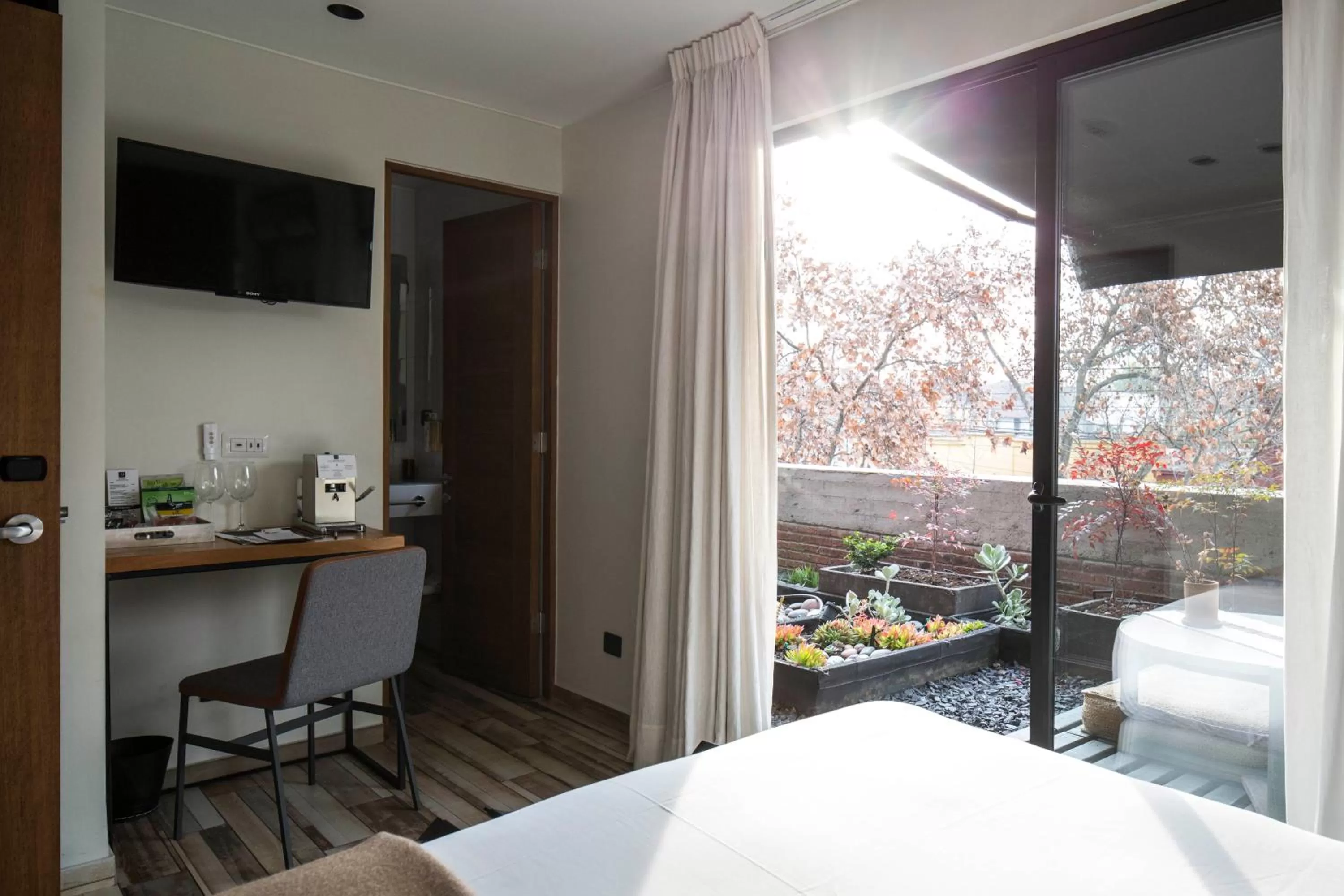 TV/Entertainment Center in Maison Italia 1029