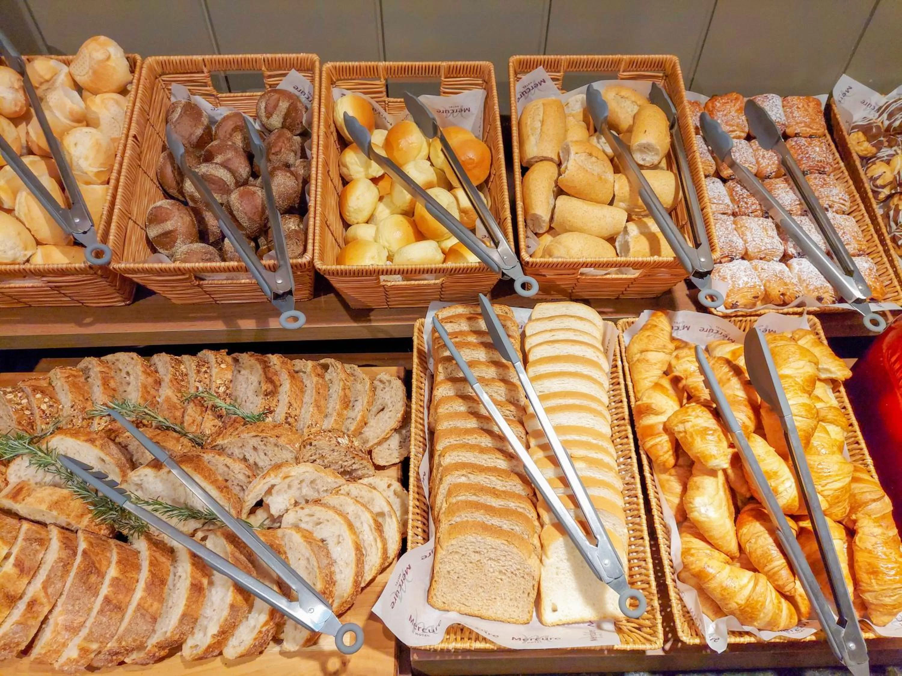 Breakfast in Mercure Curitiba Batel