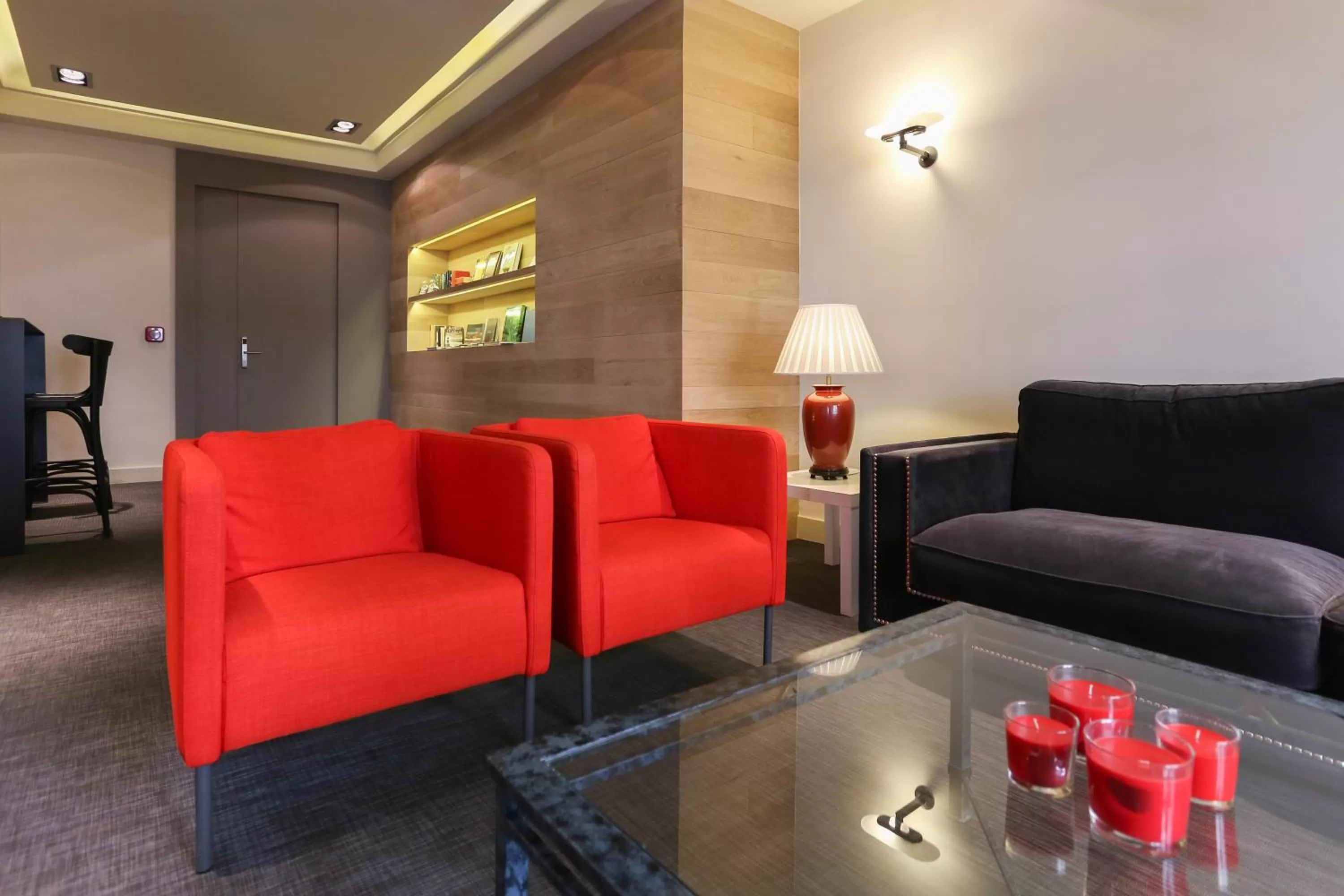 Communal lounge/ TV room in Habitus Hotel Leyre