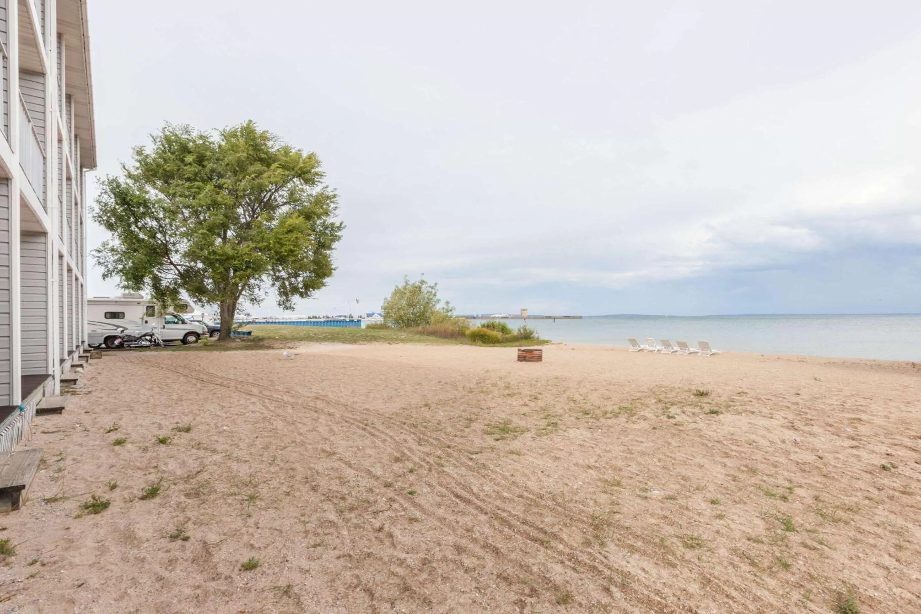 Property building in Ramada by Wyndham Mackinaw City Waterfront