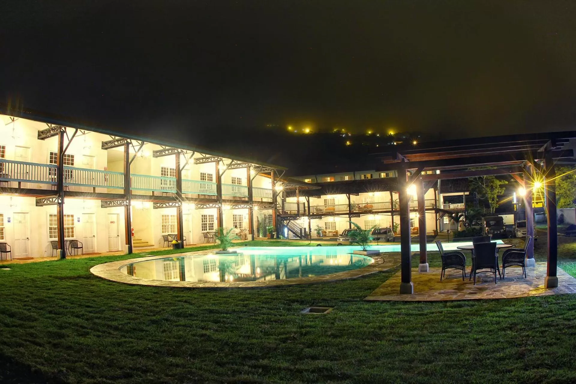 Property building in Hotel Luisiana