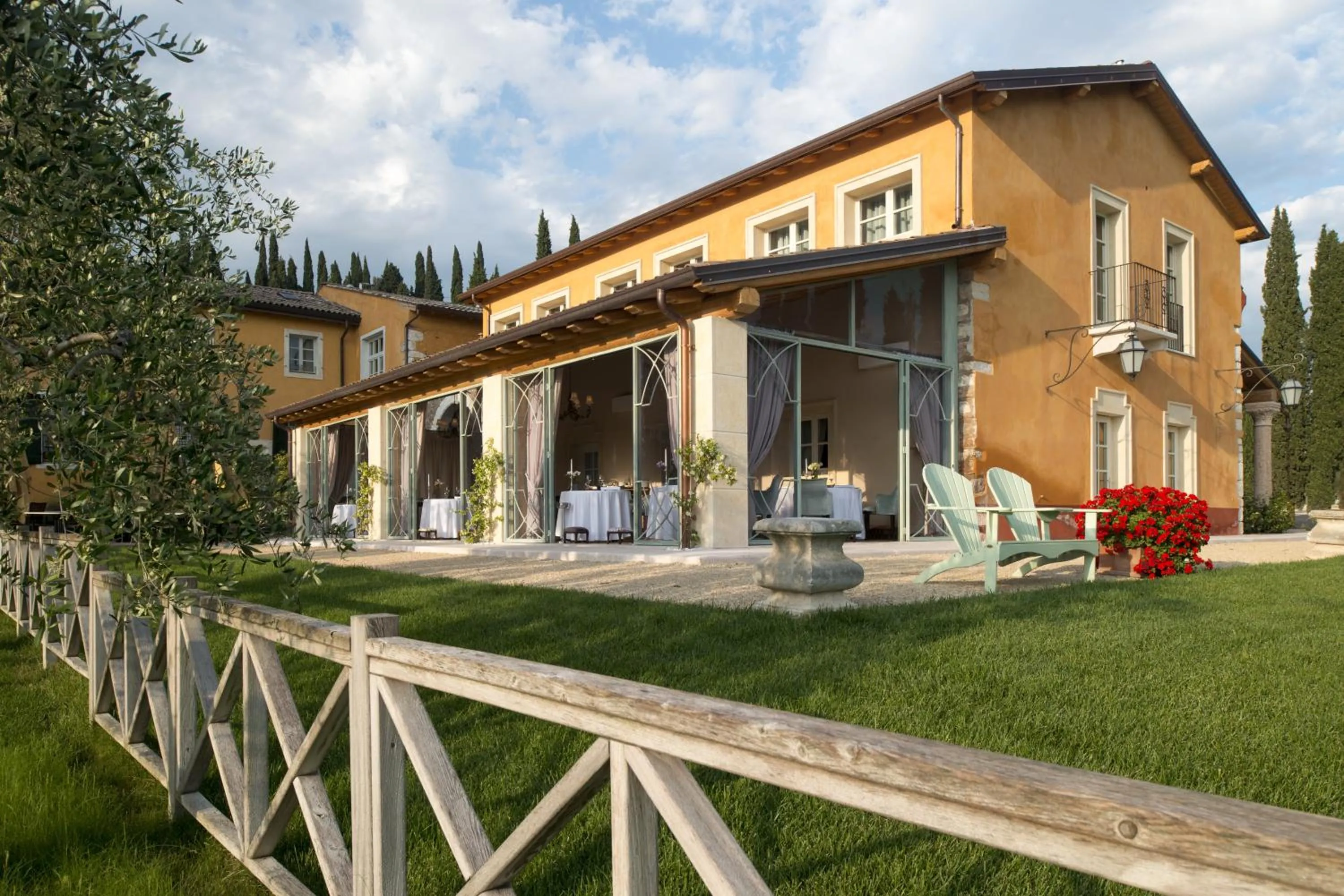 Restaurant/places to eat in Villa Cordevigo